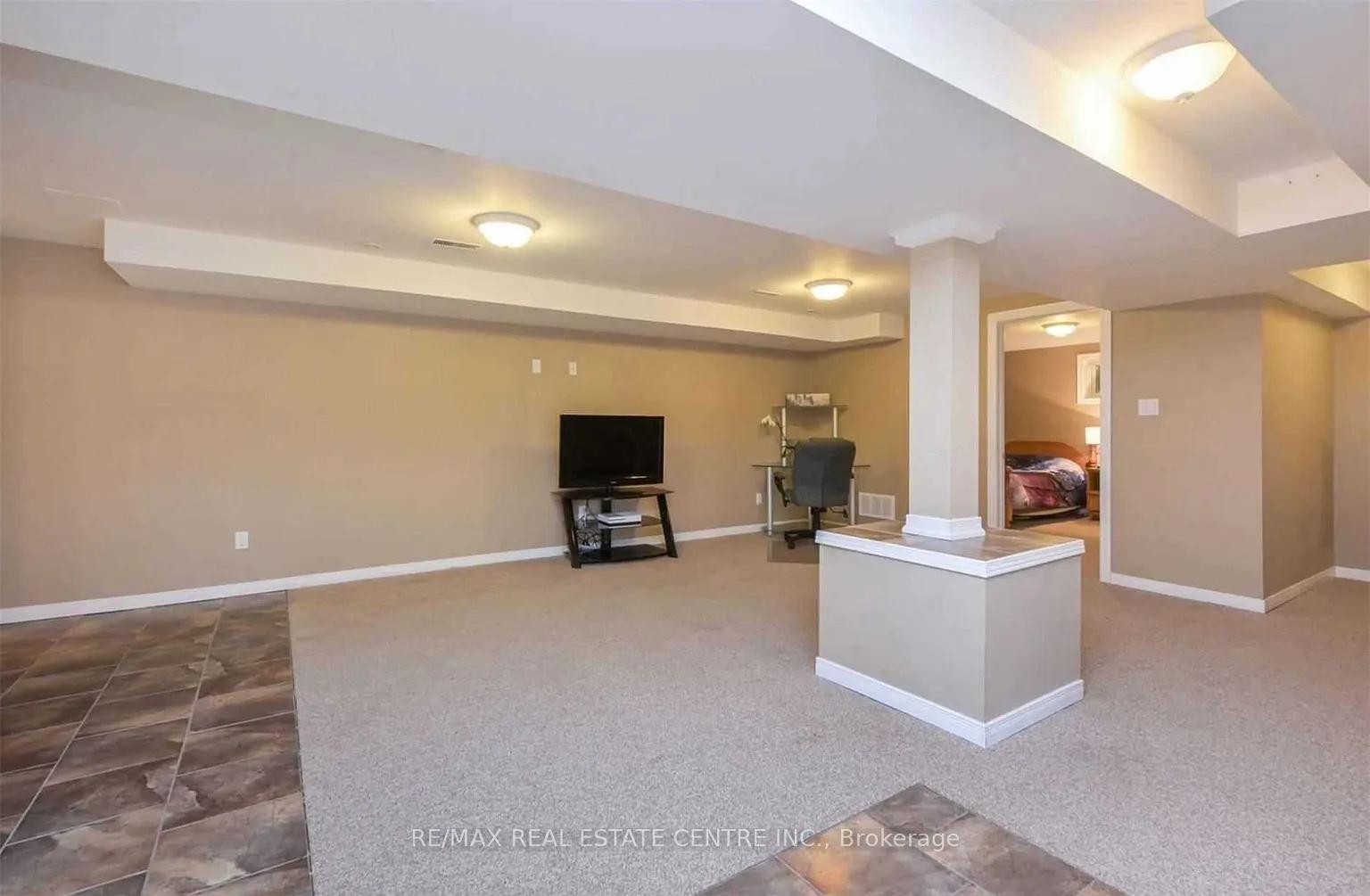 Photo 5 of Unit B, 331 Centre Street, Shelburne — HOMEH