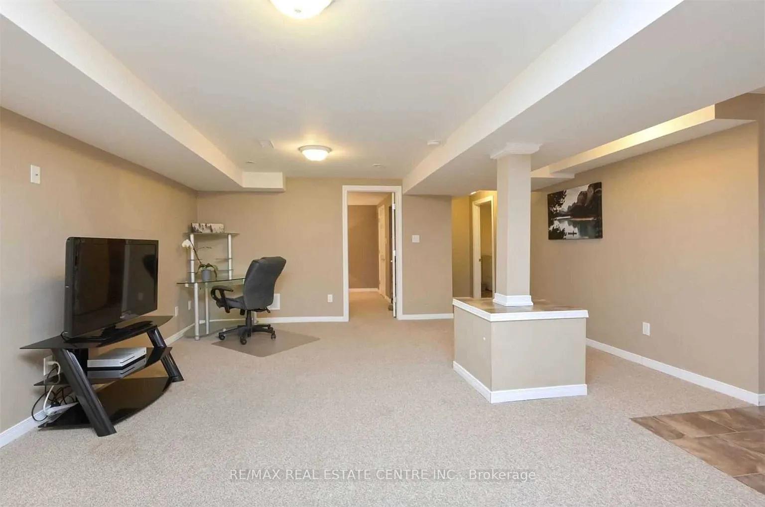 Photo 6 of Unit B, 331 Centre Street, Shelburne — HOMEH