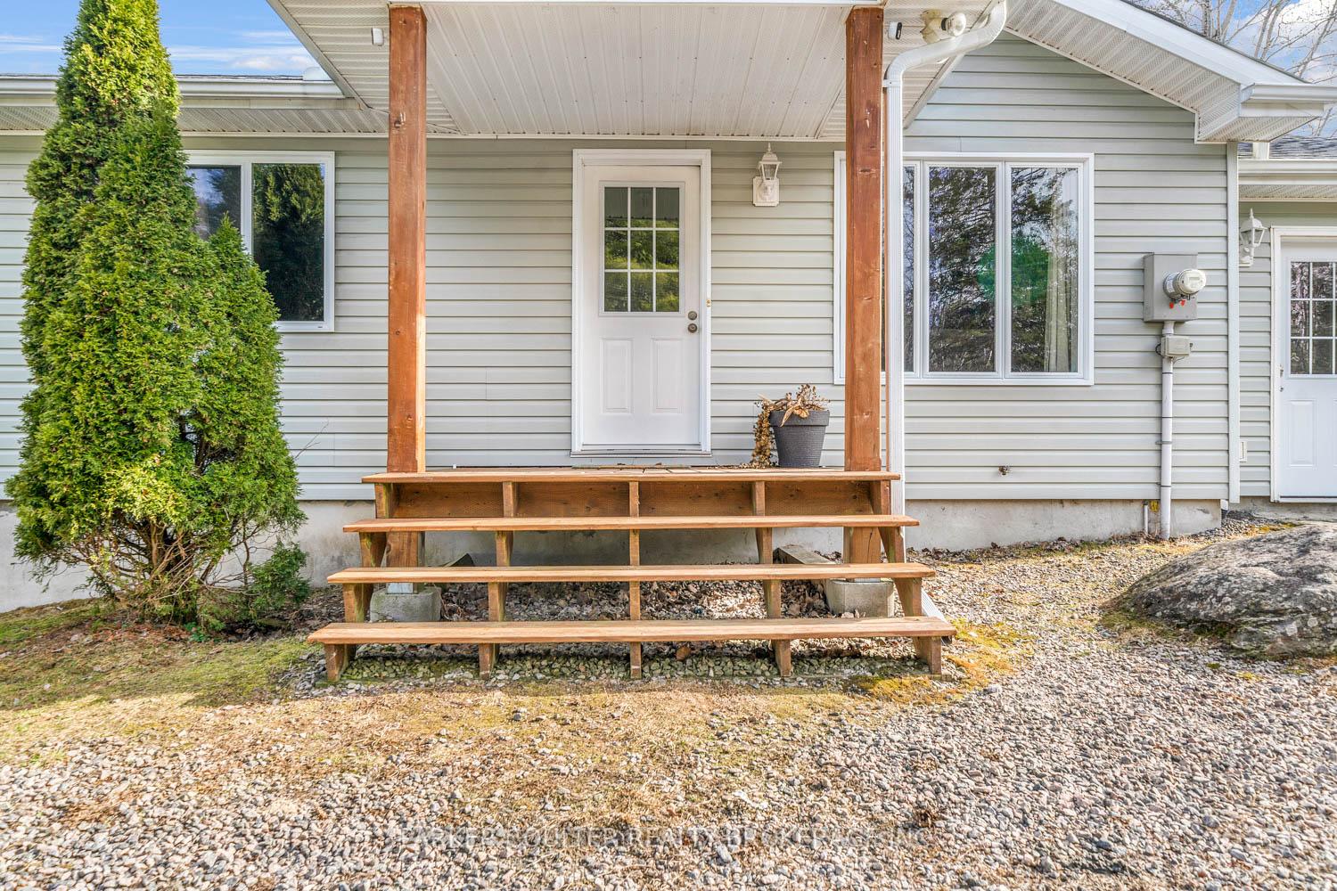 Photo 4 of 115 Mccans Road, Seguin — HOMEH