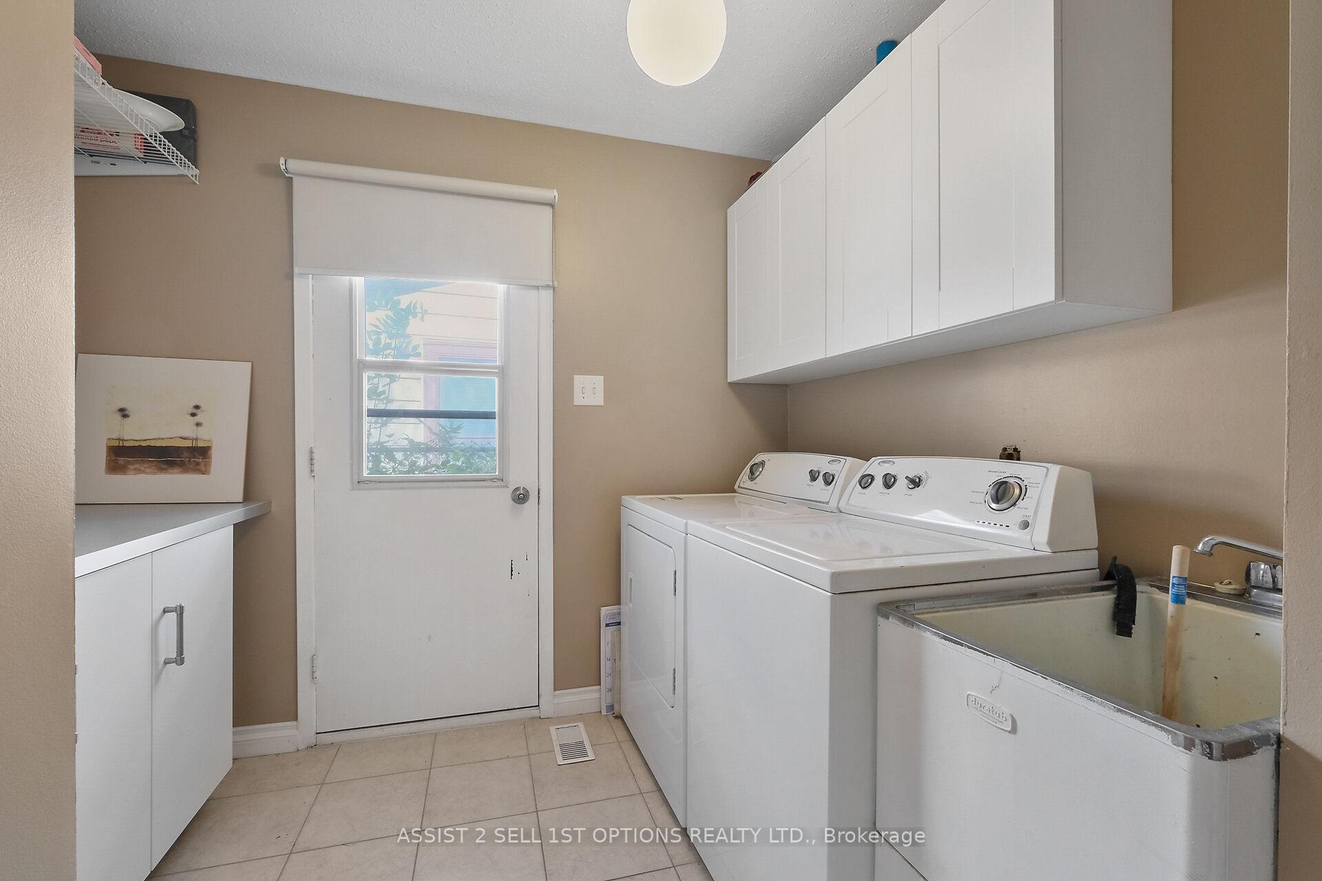 Photo 18 of 20 Colfax Street, Ottawa, Craig Henry/Woodvale — HOMEH