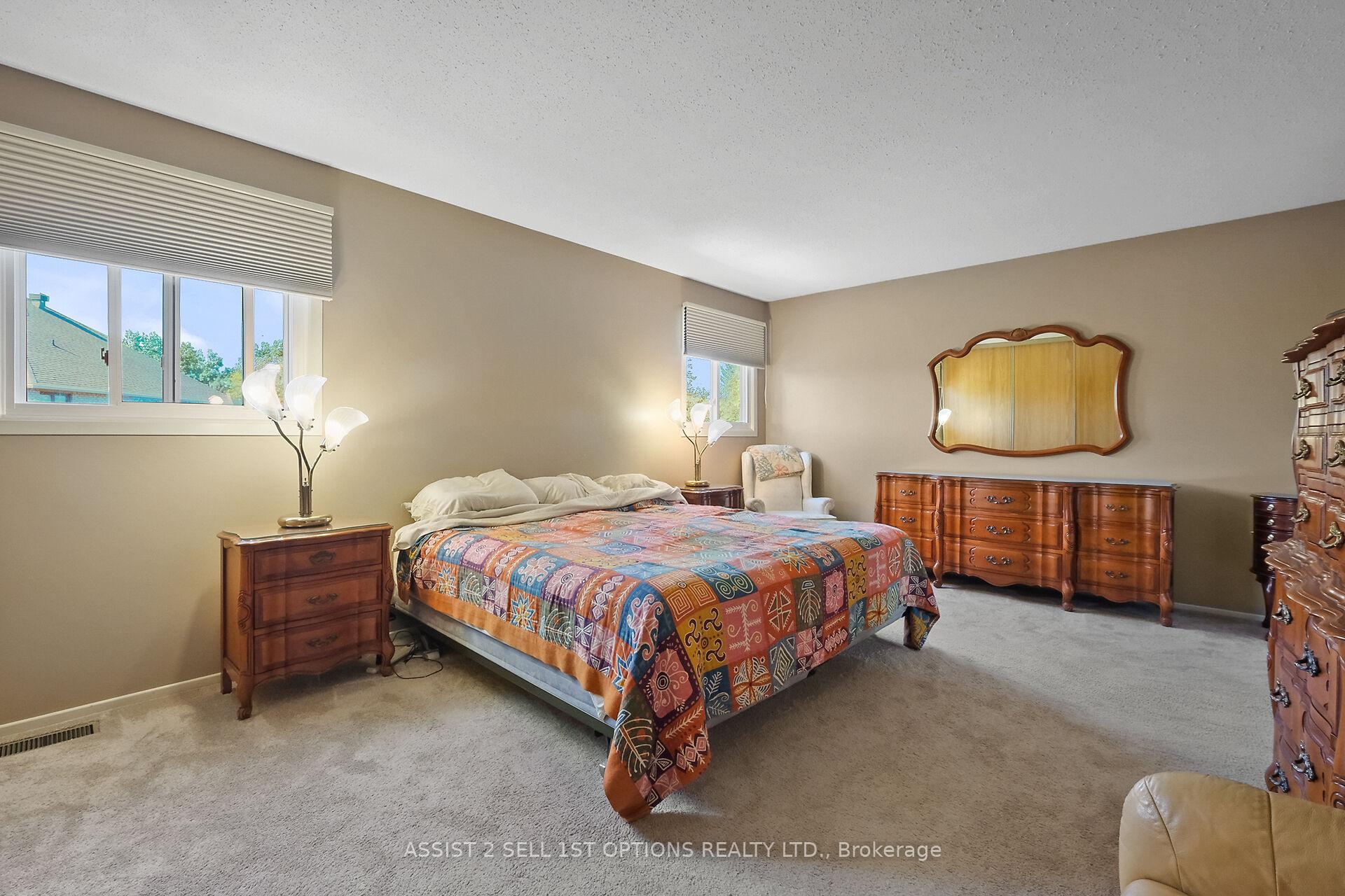 Photo 22 of 20 Colfax Street, Ottawa, Craig Henry/Woodvale — HOMEH