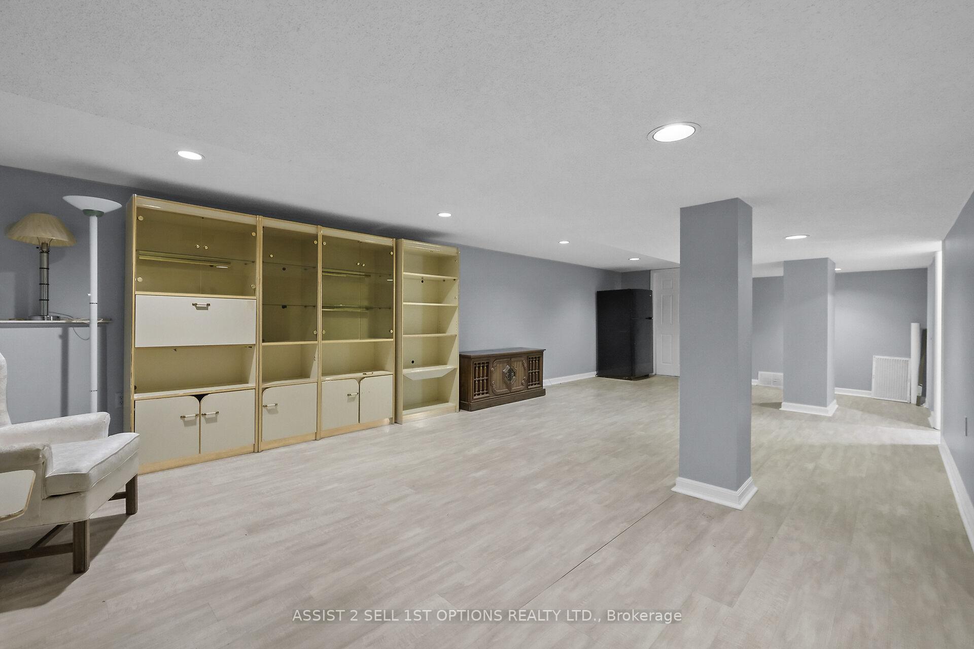 Photo 29 of 20 Colfax Street, Ottawa, Craig Henry/Woodvale — HOMEH