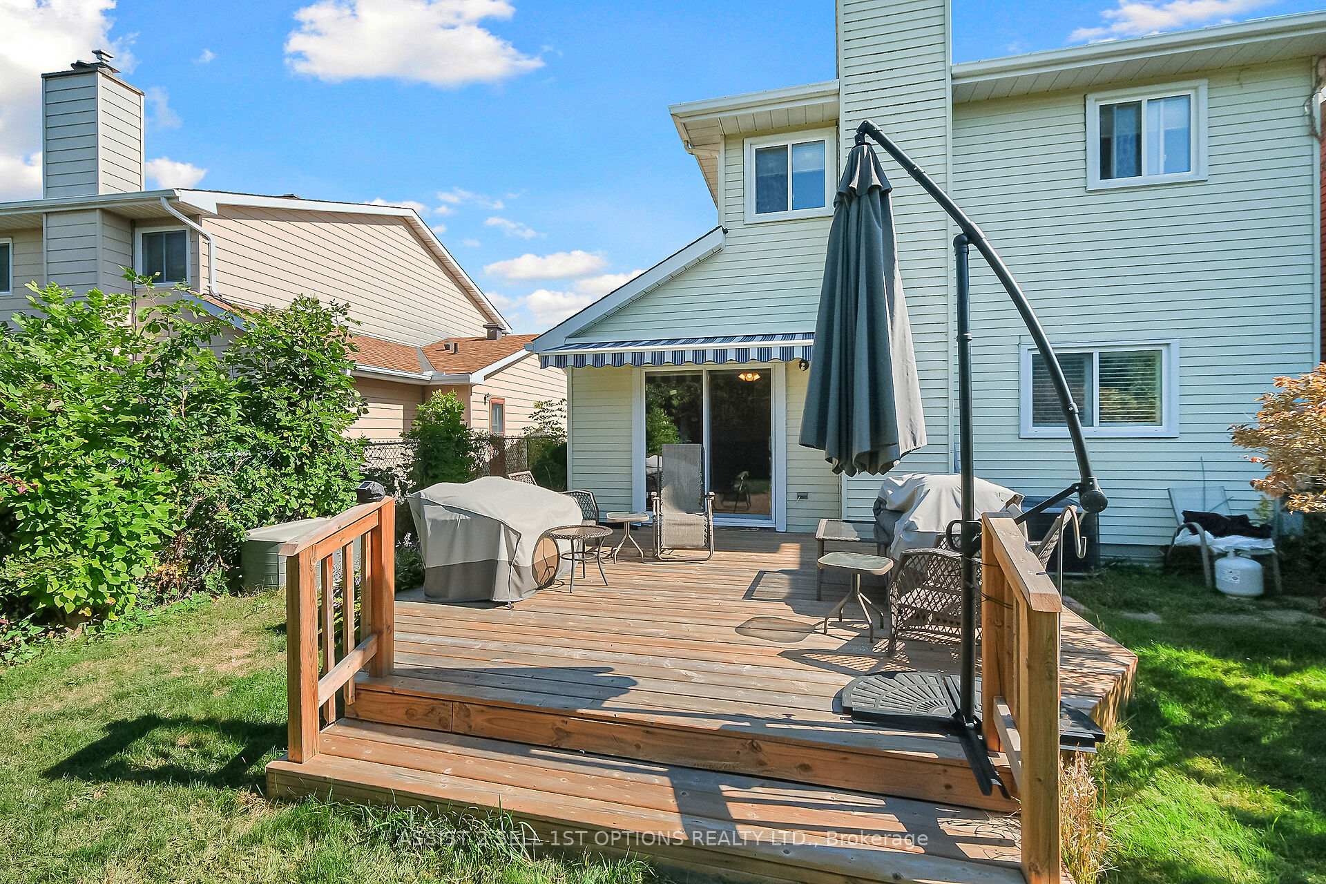 Photo 31 of 20 Colfax Street, Ottawa, Craig Henry/Woodvale — HOMEH