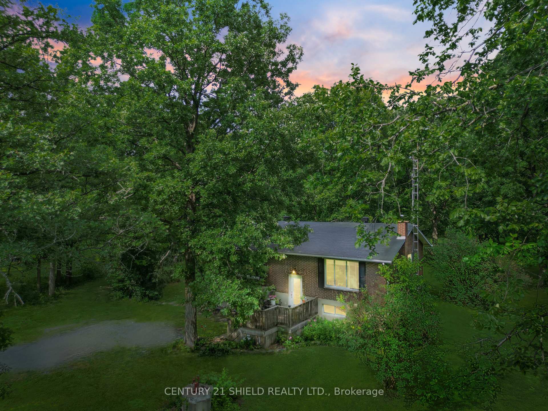 Photo 2 of 4571 Glen Roy Road, South Glengarry, South Glengarry (Charlottenburgh) Twp — HOMEH