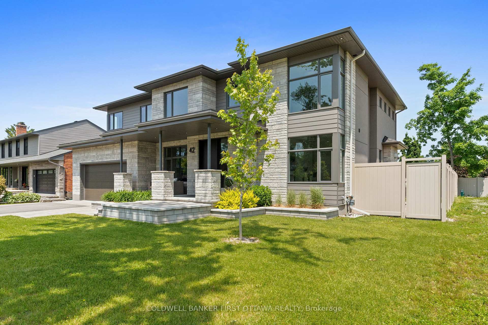 Photo 3 of 42 Parkland Crescent, Ottawa, Arlington Woods — HOMEH