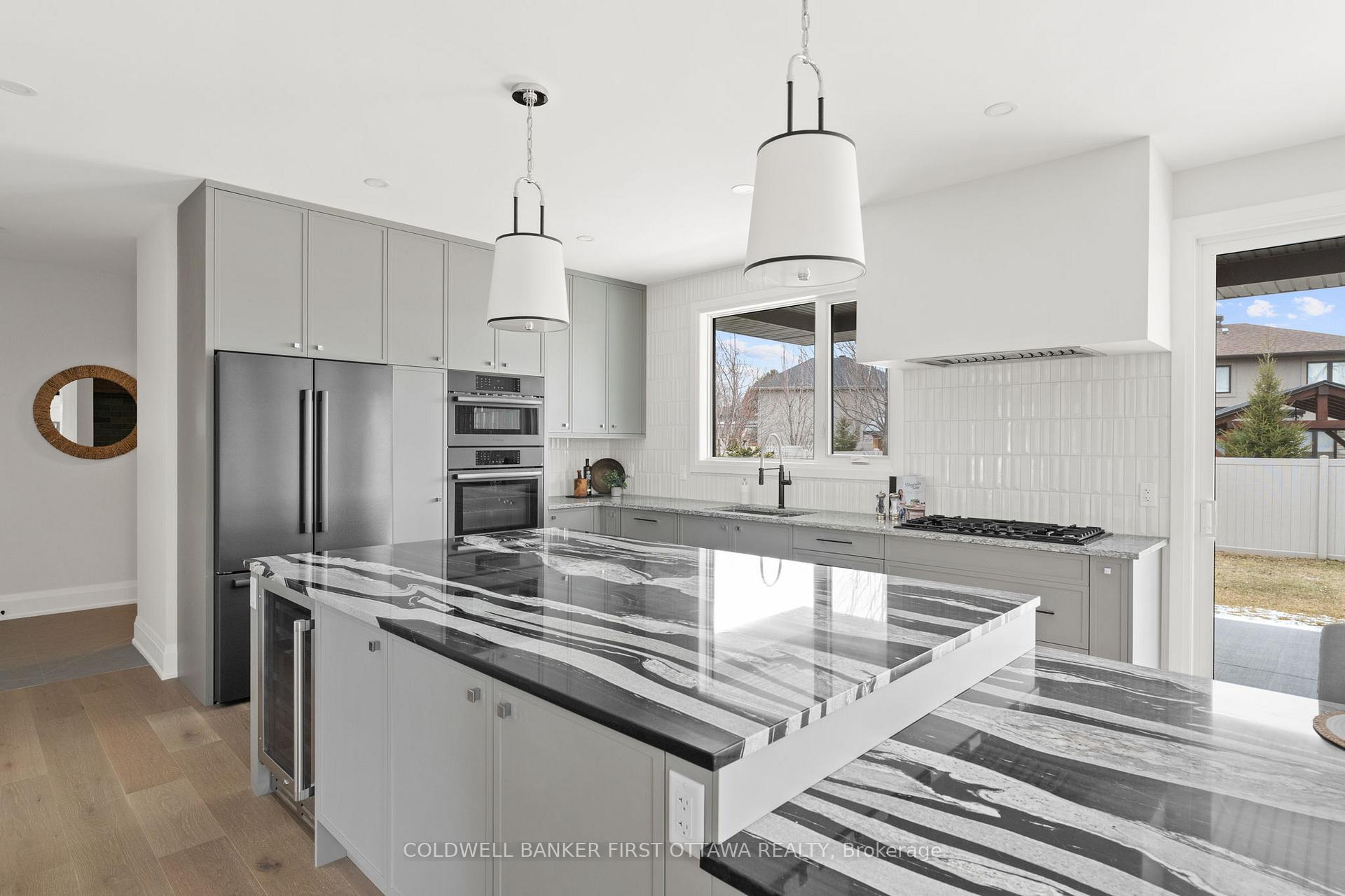 Photo 11 of 42 Parkland Crescent, Ottawa, Arlington Woods — HOMEH