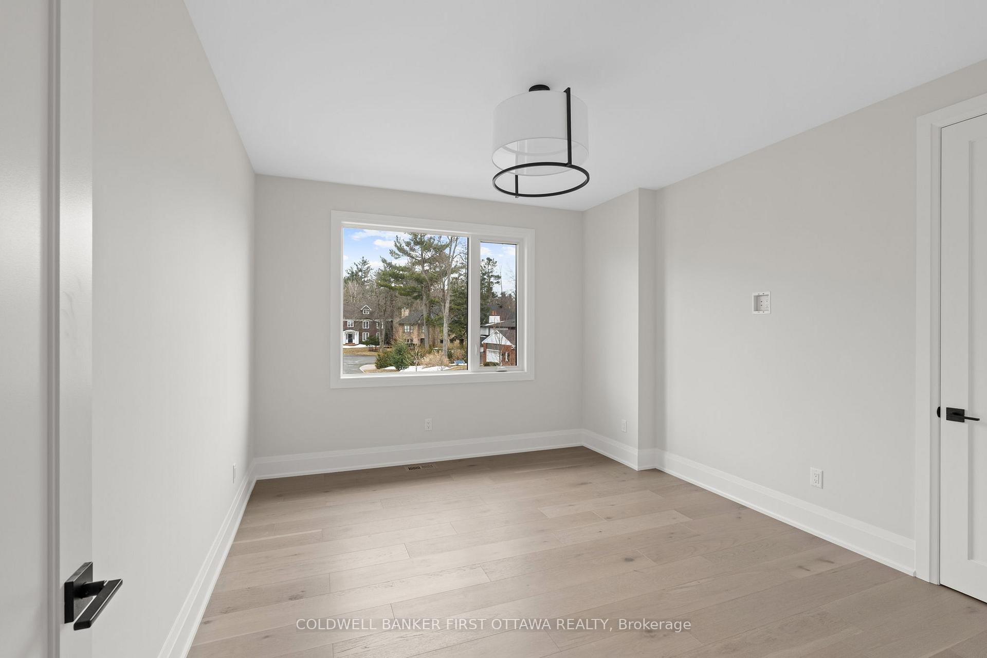 Photo 26 of 42 Parkland Crescent, Ottawa, Arlington Woods — HOMEH