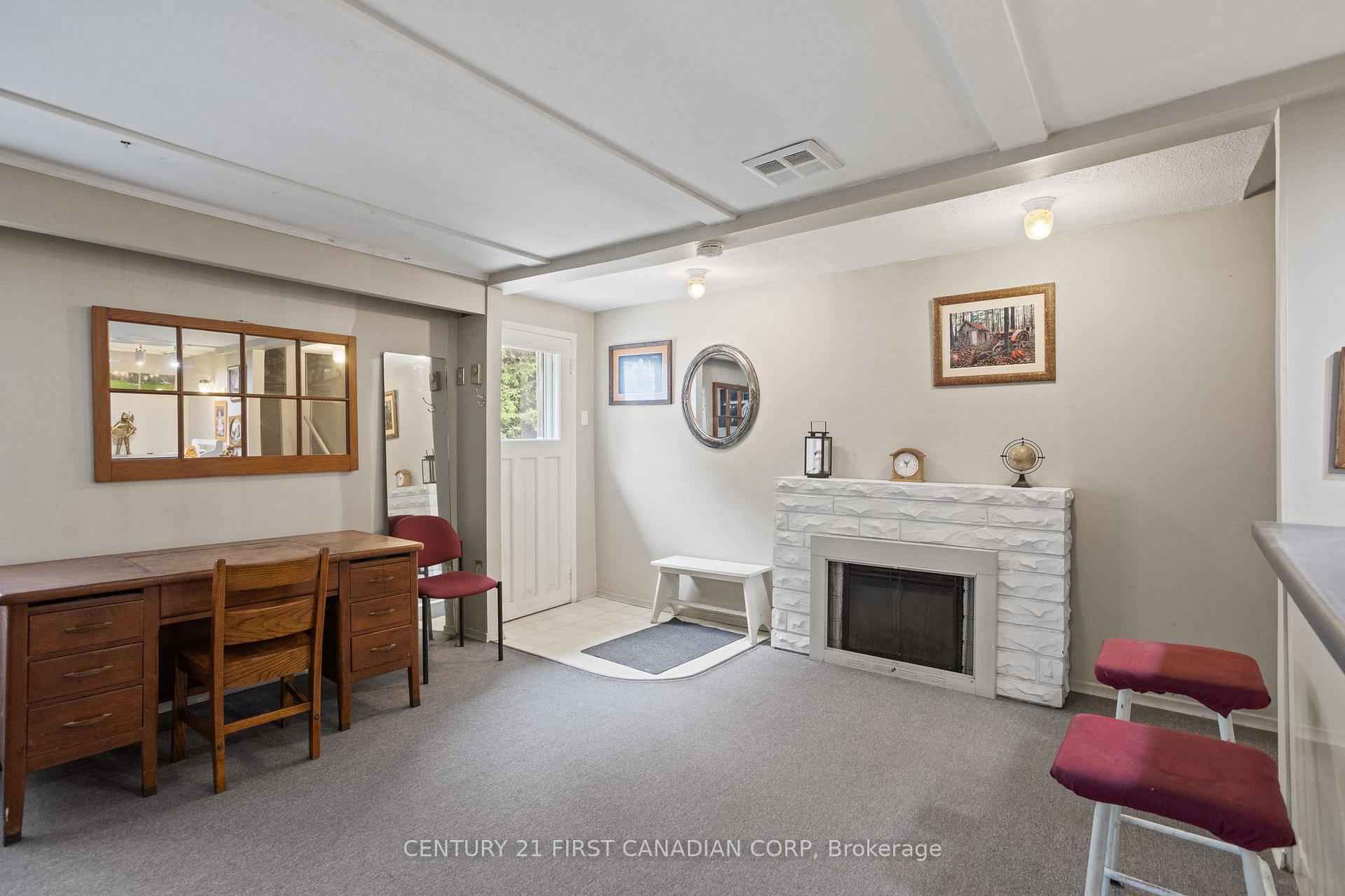 Photo 12 of 77 Main Street S, South Huron, Exeter — HOMEH