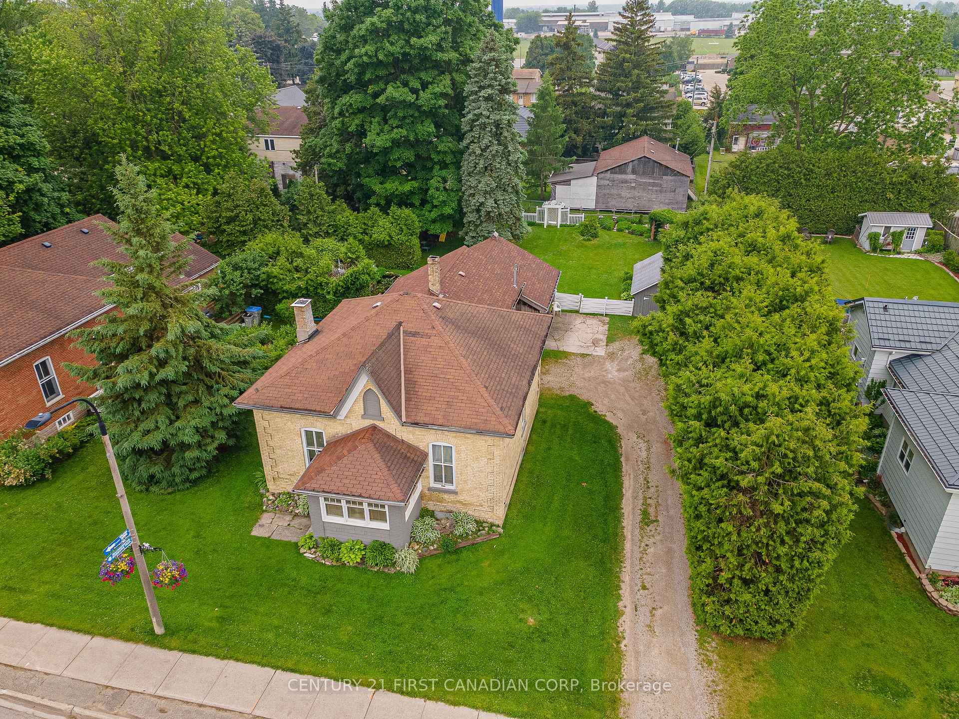 Photo 42 of 77 Main Street S, South Huron, Exeter — HOMEH
