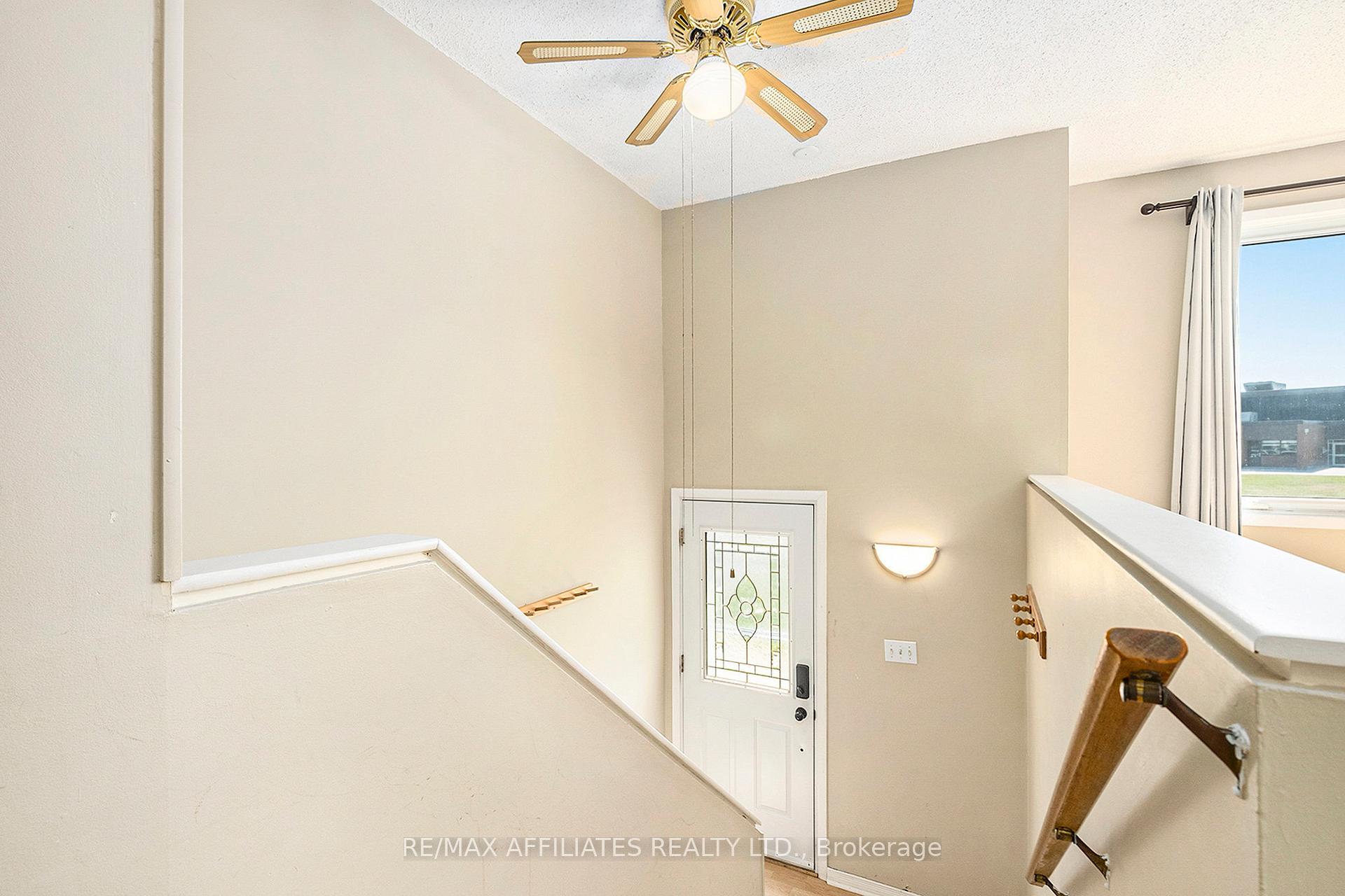 Photo 5 of 14 Ross Street E, Smiths Falls — HOMEH