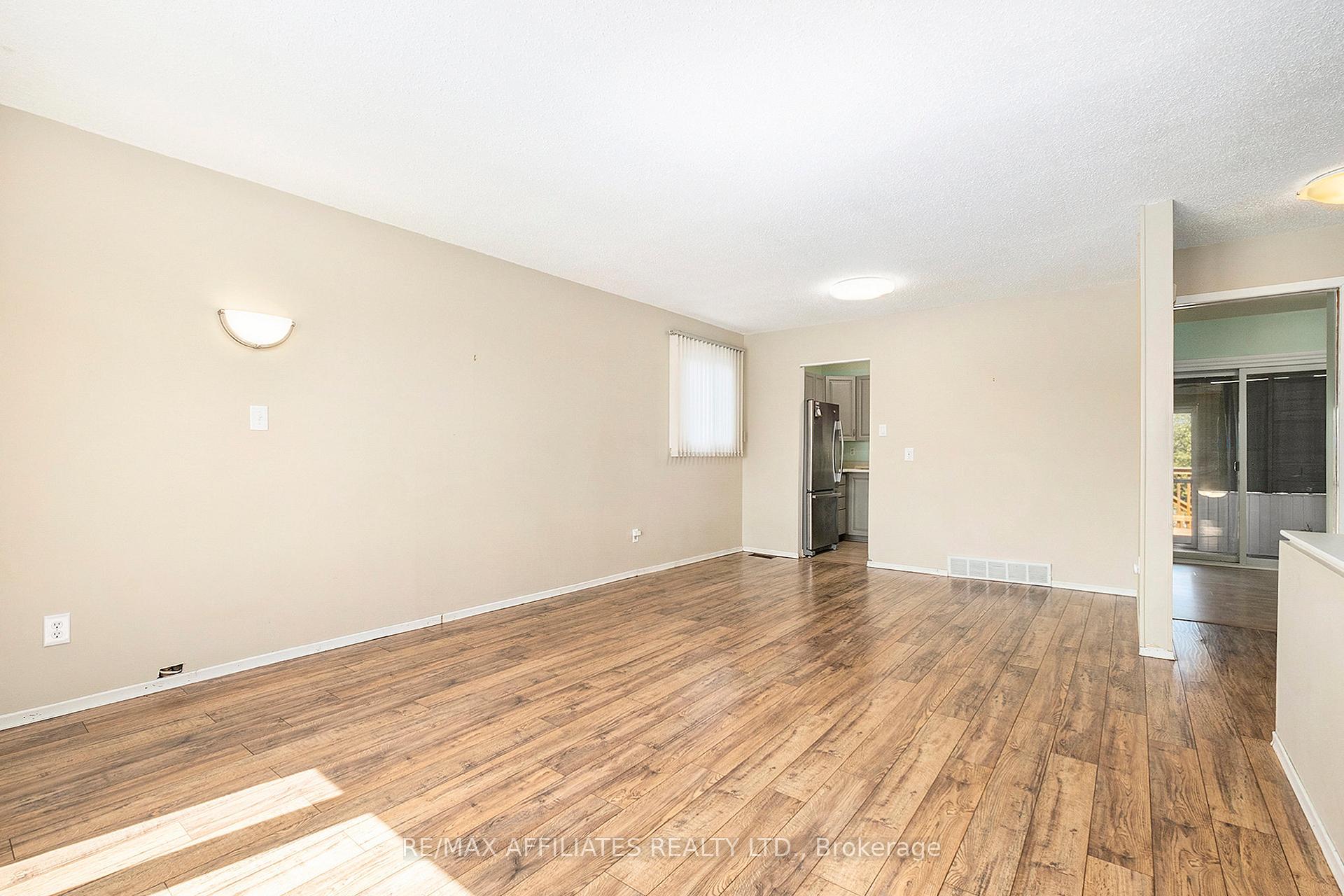 Photo 8 of 14 Ross Street E, Smiths Falls — HOMEH