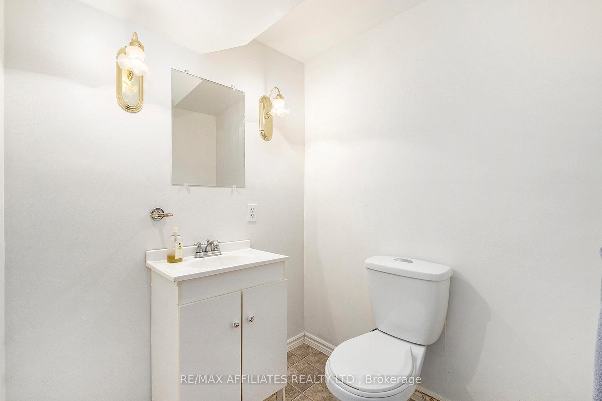 Photo 13 of 14 Ross Street E, Smiths Falls — HOMEH
