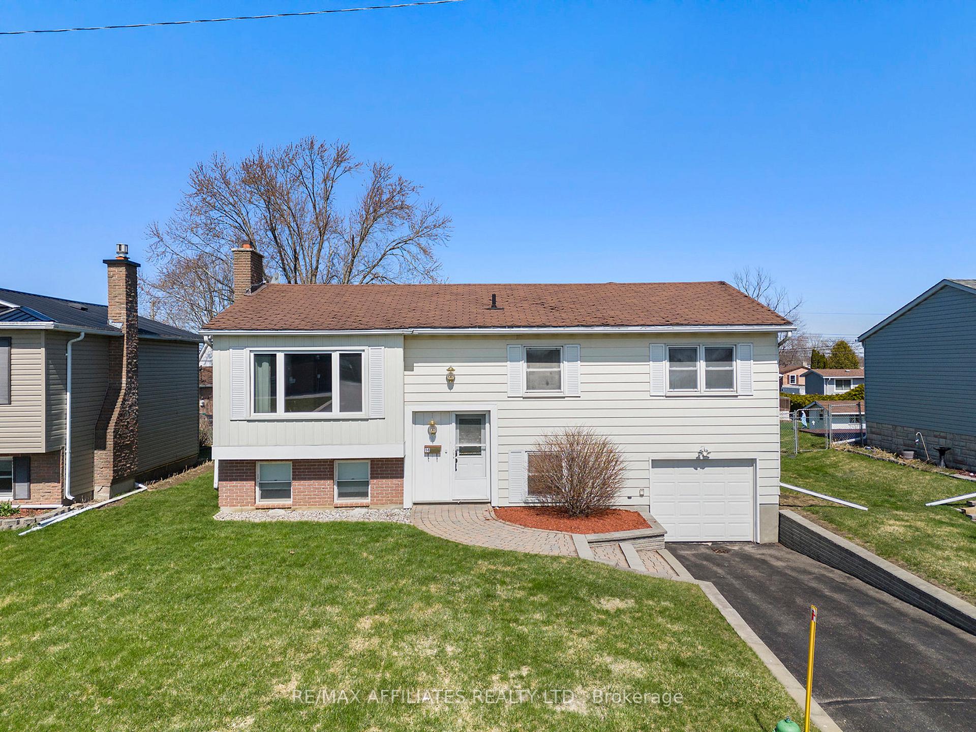 Photo 28 of 14 Ross Street E, Smiths Falls — HOMEH