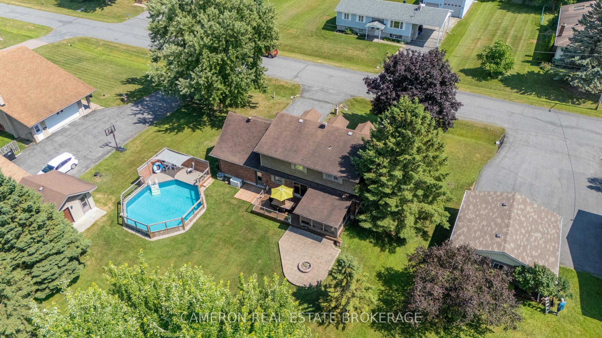 Photo 33 of 18231 Oak Drive, South Glengarry, South Glengarry (Charlottenburgh) Twp — HOMEH