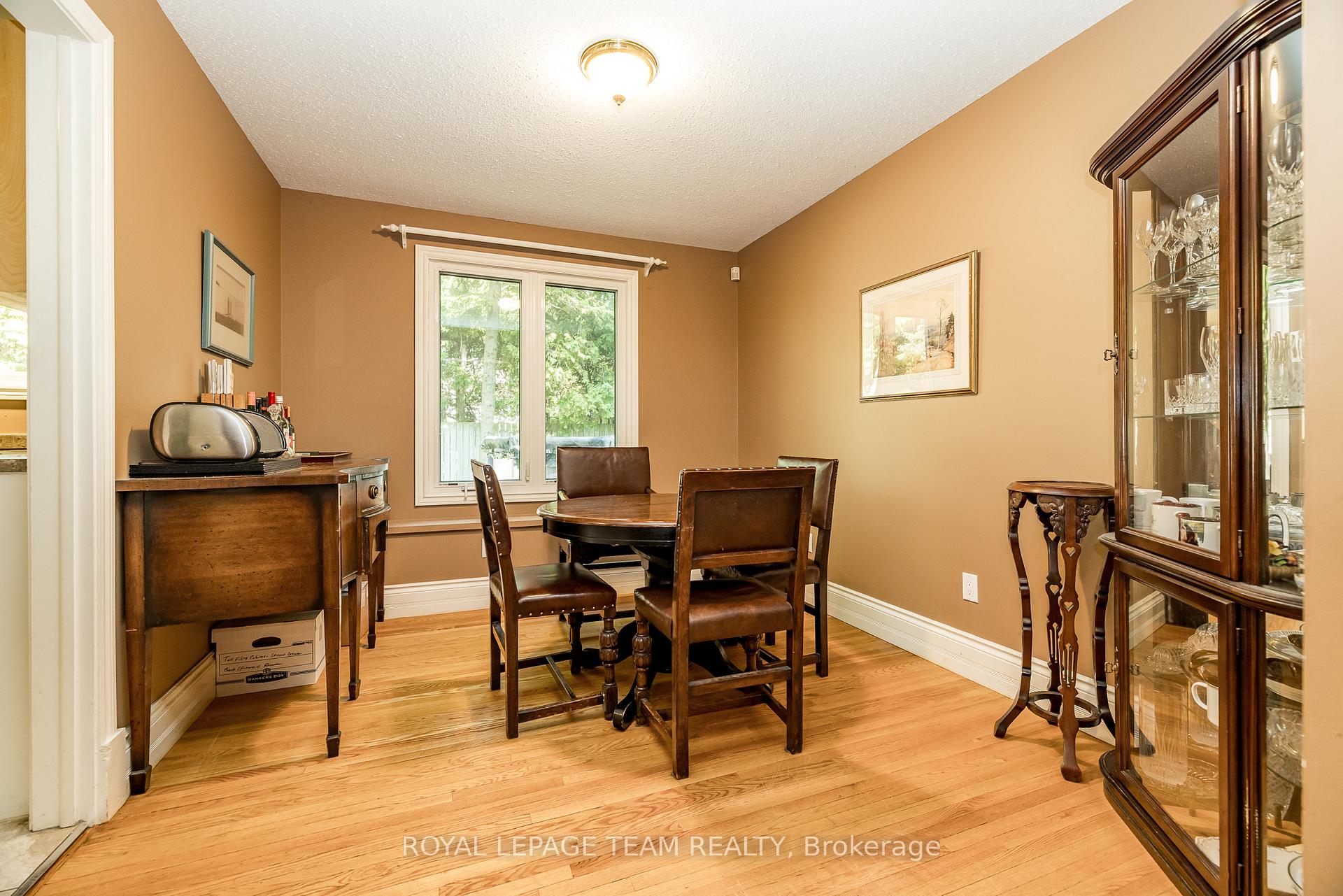 Photo 8 of 47 Glendenning Drive, Ottawa, Arlington Woods — HOMEH