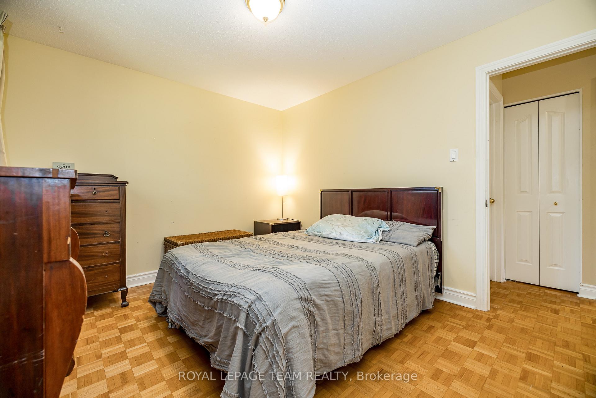 Photo 18 of 47 Glendenning Drive, Ottawa, Arlington Woods — HOMEH