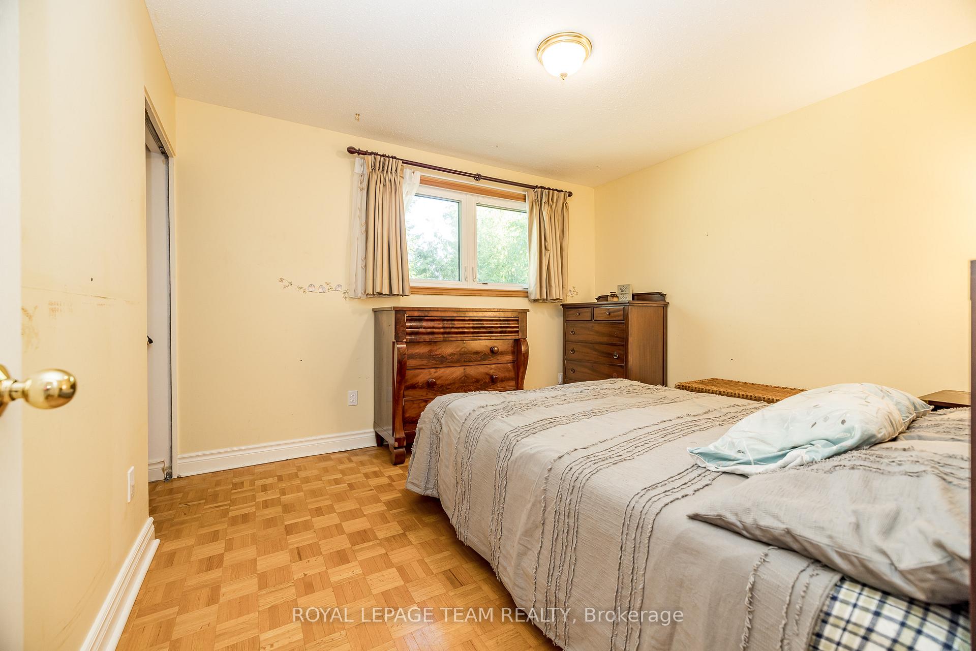 Photo 19 of 47 Glendenning Drive, Ottawa, Arlington Woods — HOMEH