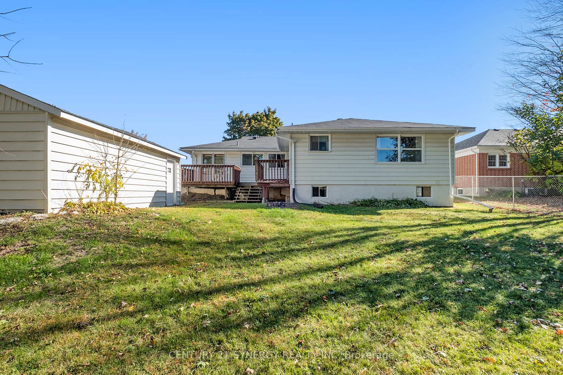 Photo 39 of 10 Florence Street, Smiths Falls — HOMEH
