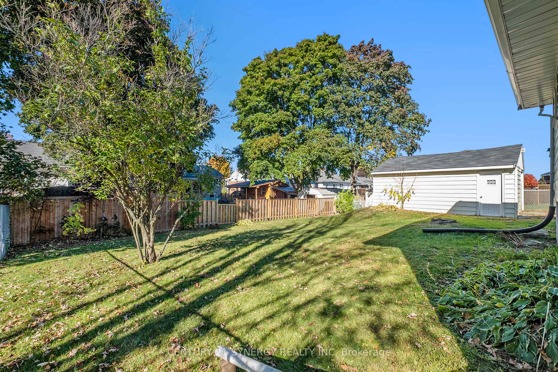 Photo 41 of 10 Florence Street, Smiths Falls — HOMEH