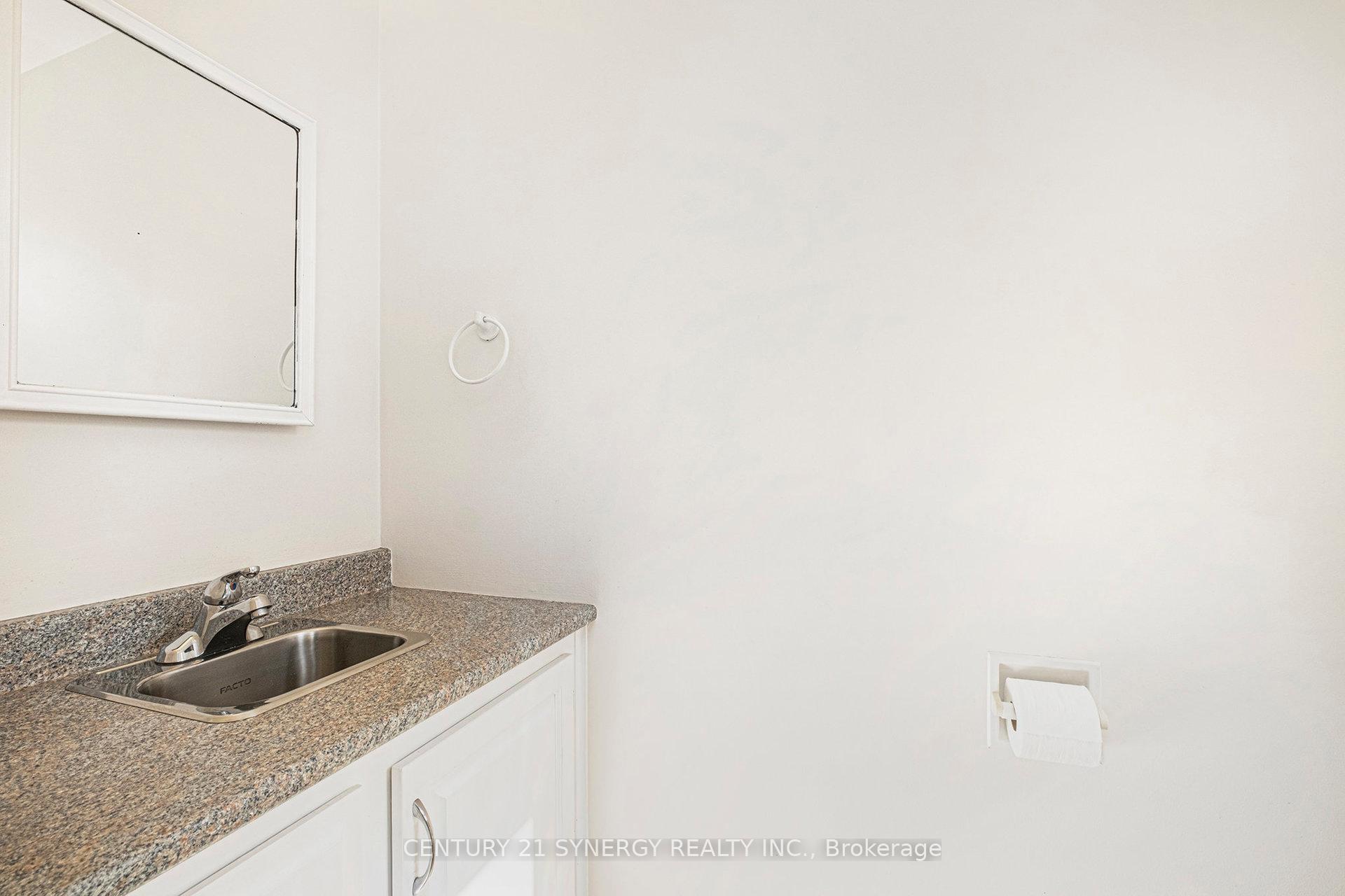 Photo 11 of 24 Elm Street E, Smiths Falls — HOMEH