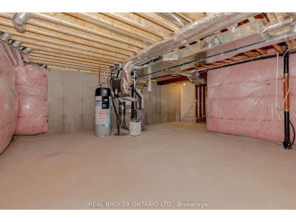 Photo 15 of 546 Red Elm Road, Shelburne — HOMEH