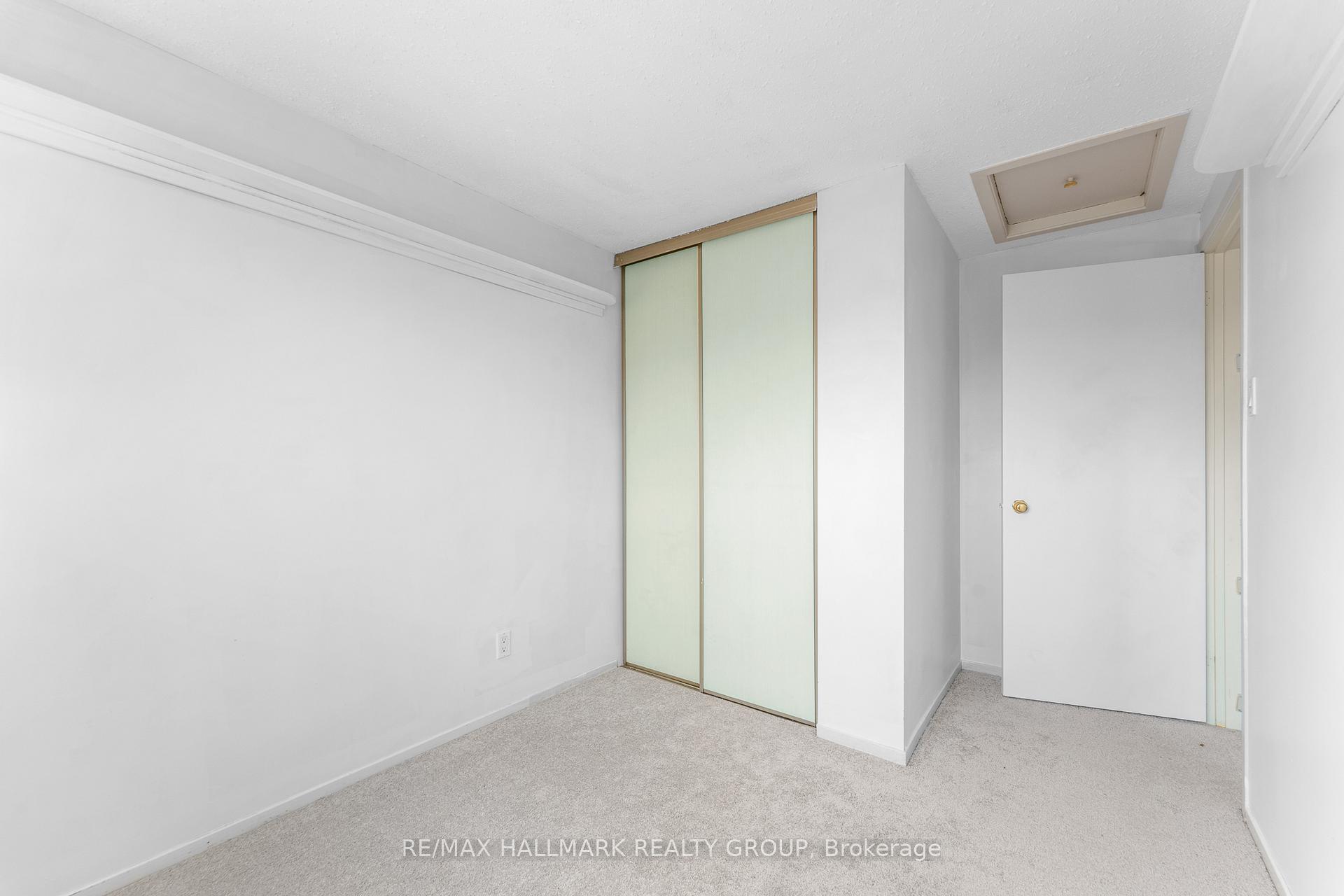 Photo 34 of 41 Sovereign Avenue, Ottawa, Craig Henry/Woodvale — HOMEH