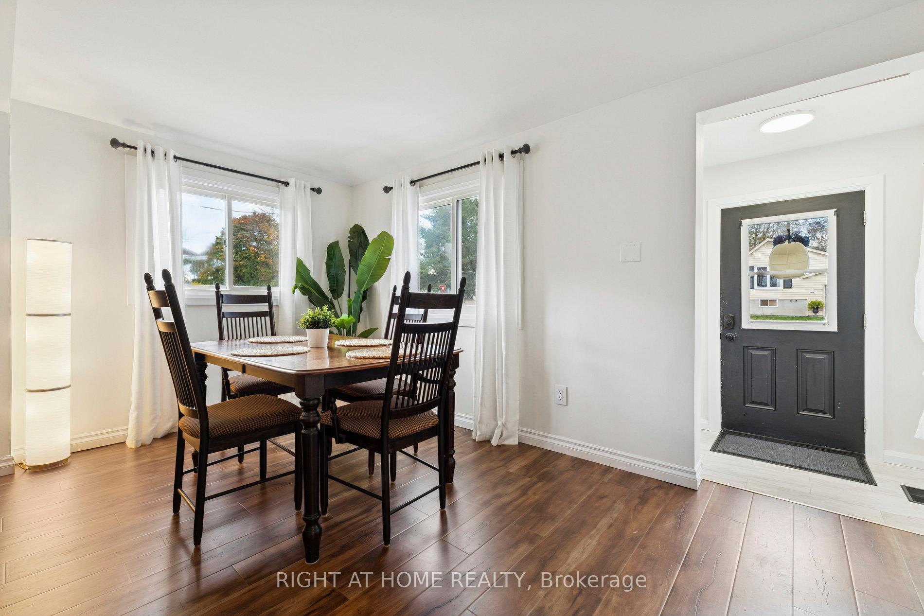 Photo 7 of 35 Lakeview Avenue, Scugog, Rural Scugog — HOMEH