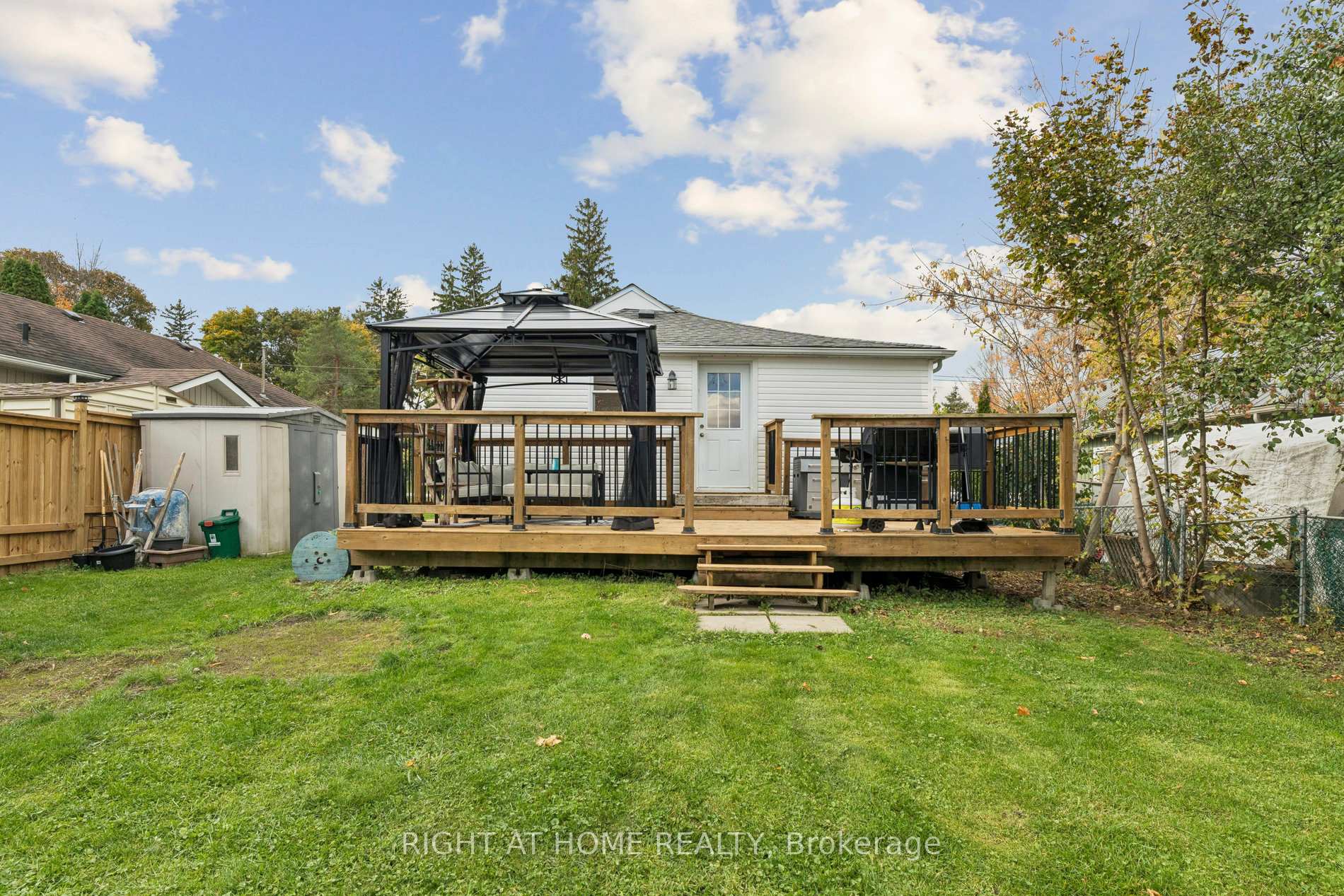 Photo 37 of 35 Lakeview Avenue, Scugog, Rural Scugog — HOMEH