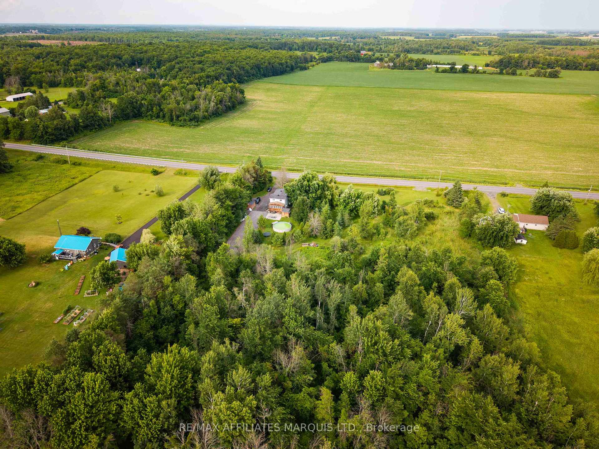 Photo 3 of 5042 Johnson Road, South Glengarry, South Glengarry (Charlottenburgh) Twp — HOMEH