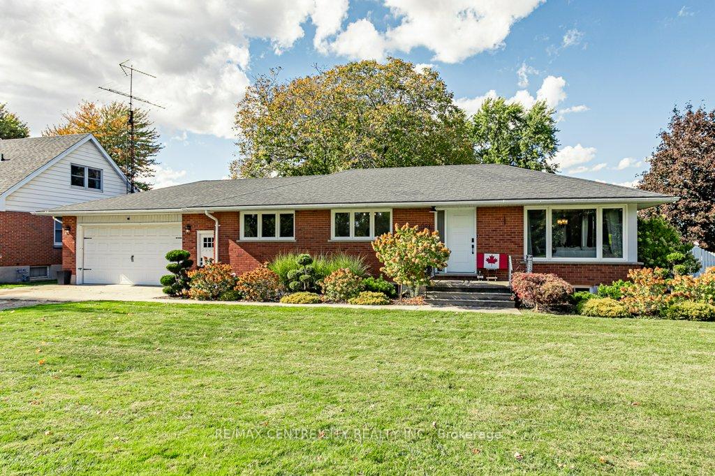 Photo 2 of 194 Appin Road, Southwest Middlesex, Glencoe — HOMEH