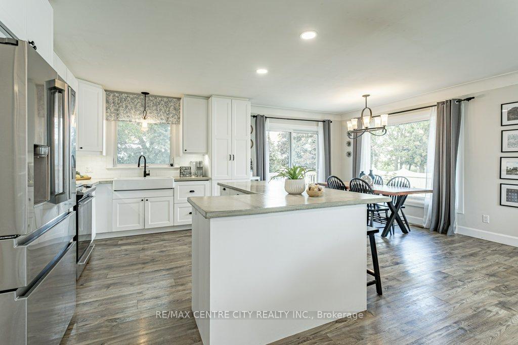 Photo 5 of 194 Appin Road, Southwest Middlesex, Glencoe — HOMEH