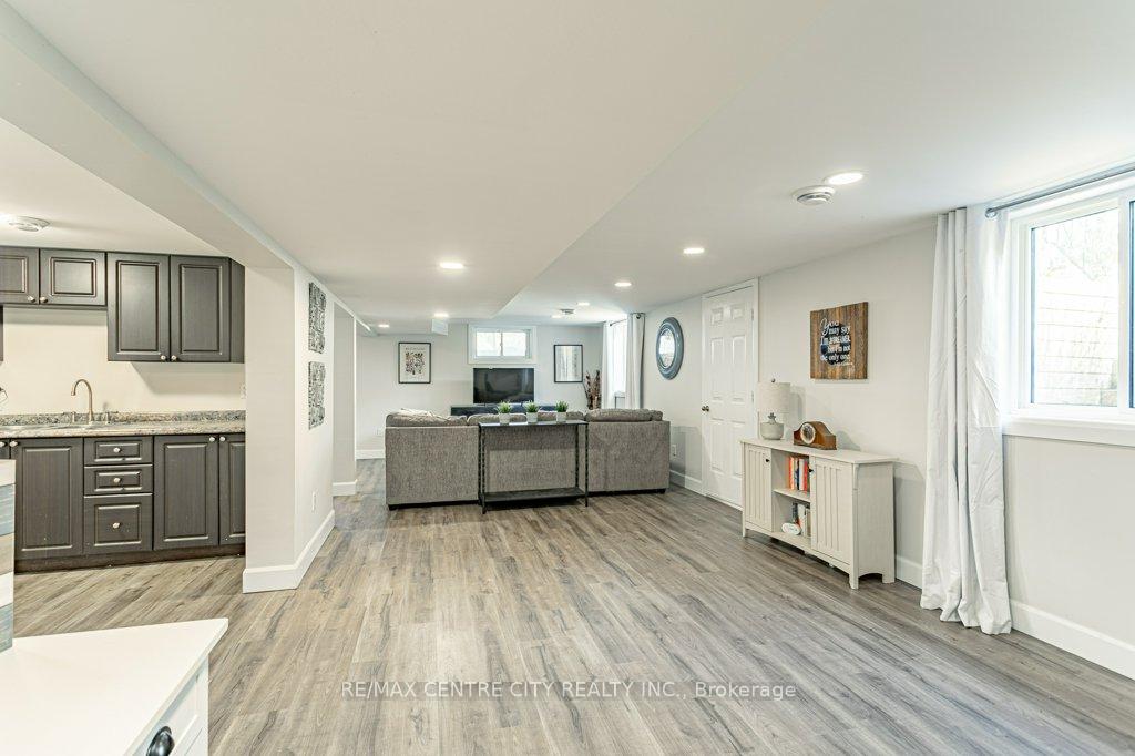 Photo 19 of 194 Appin Road, Southwest Middlesex, Glencoe — HOMEH