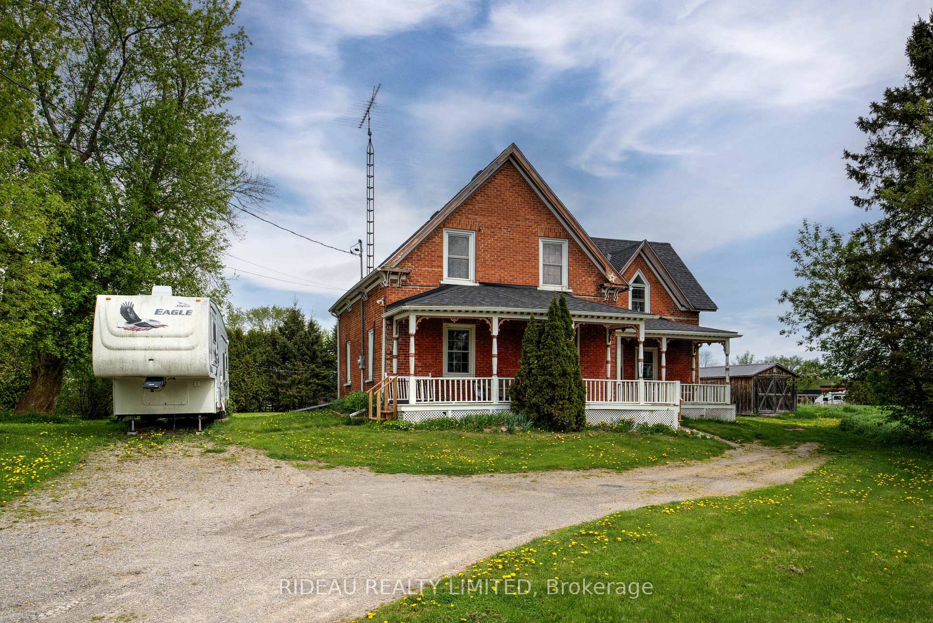 Front of 7652 County Road 42
