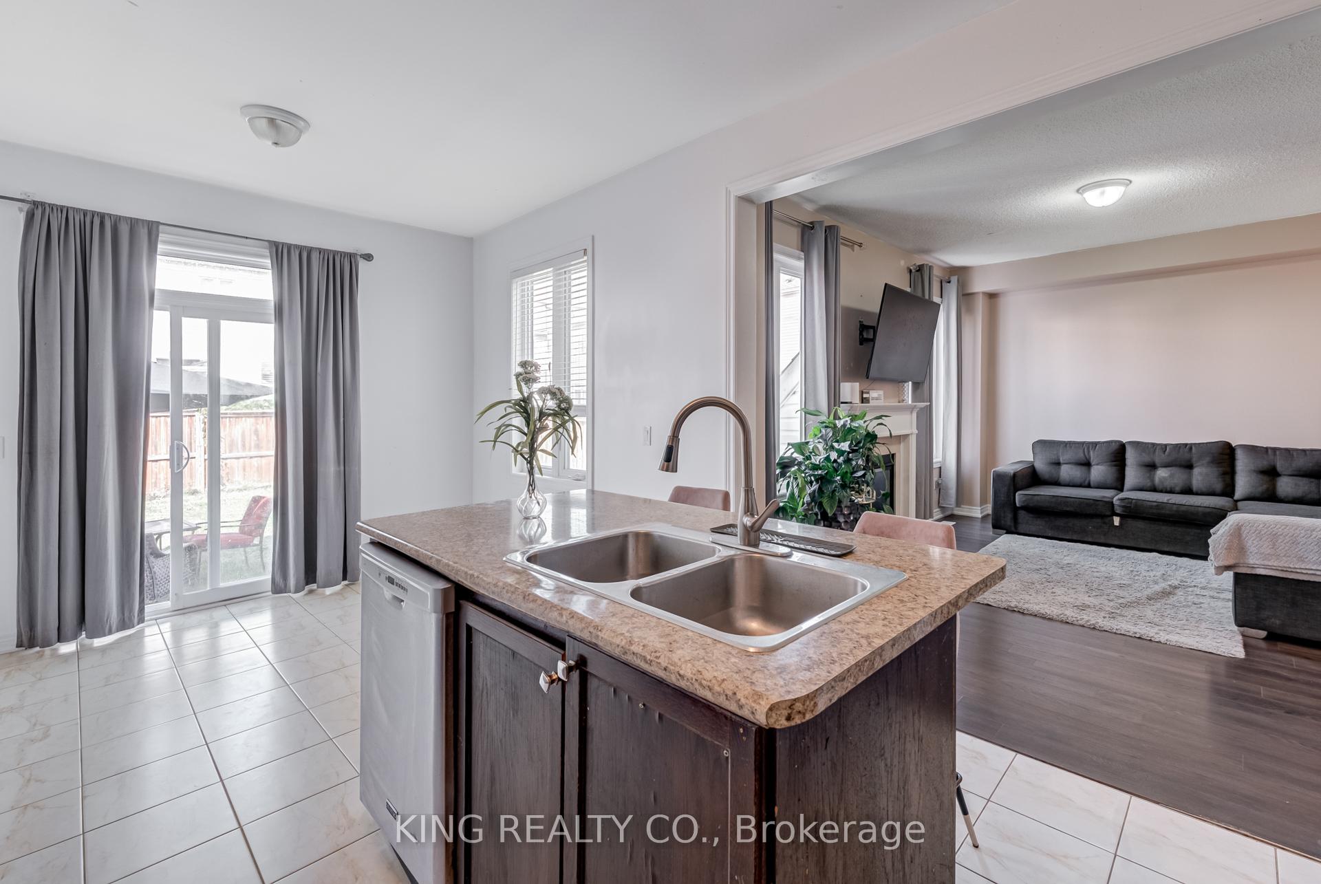 Photo 10 of 644 Armstrong Road, Shelburne — HOMEH
