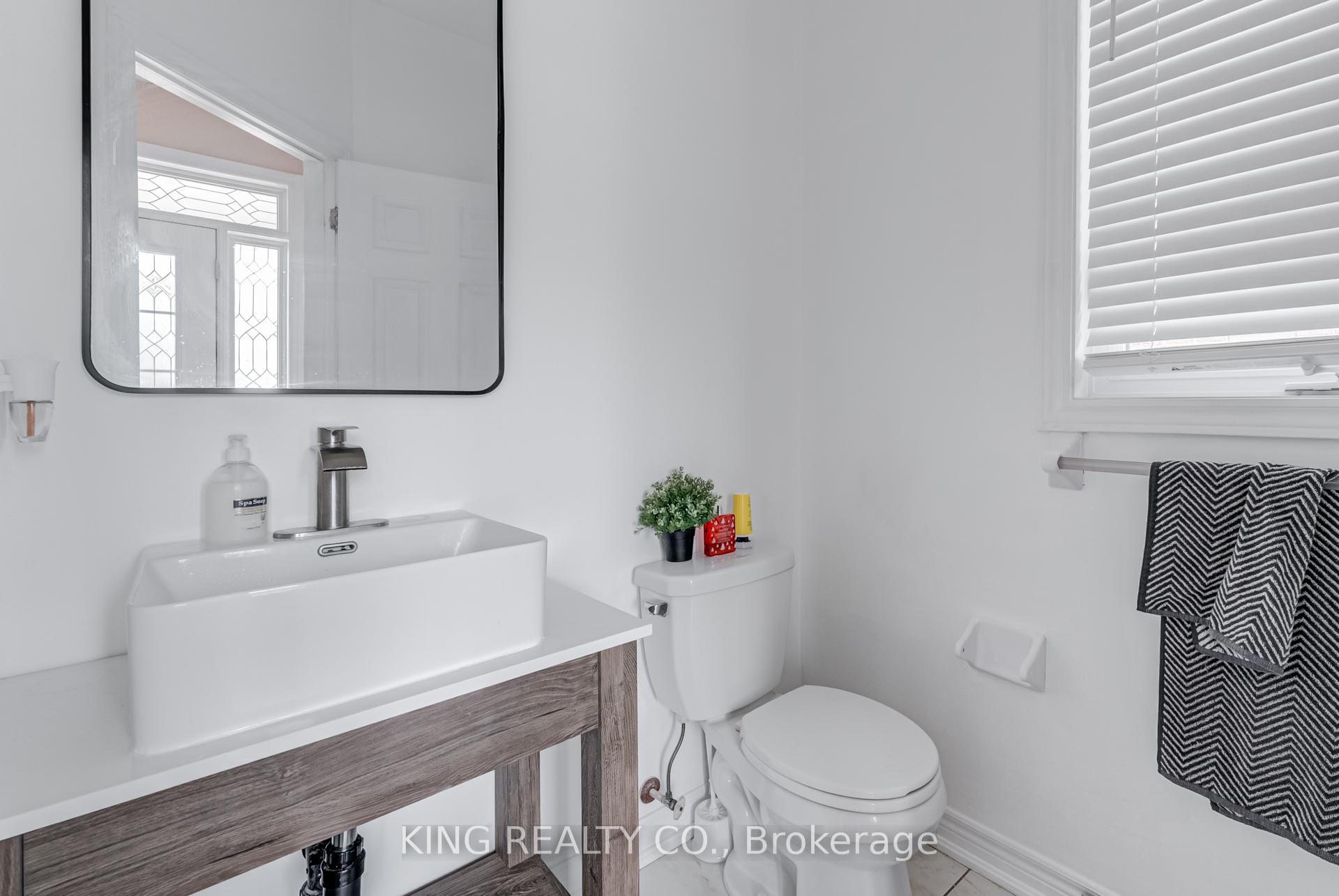 Photo 11 of 644 Armstrong Road, Shelburne — HOMEH