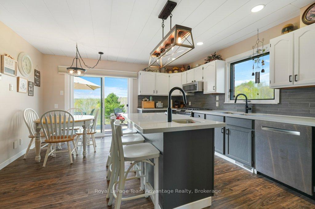 Photo 8 of 25 Bradley Road, Seguin — HOMEH