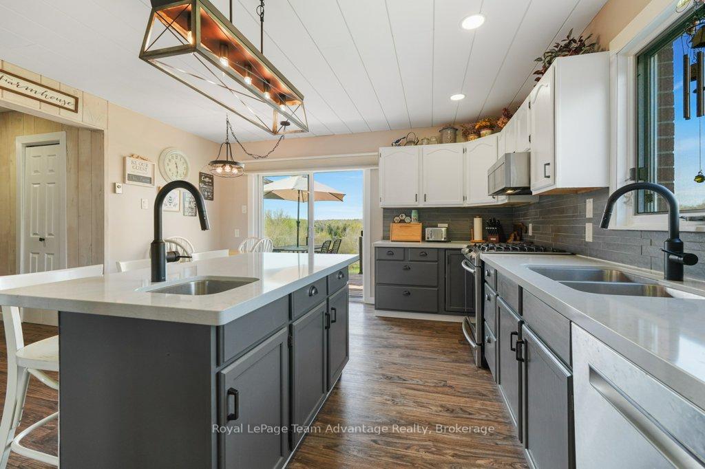 Photo 10 of 25 Bradley Road, Seguin — HOMEH