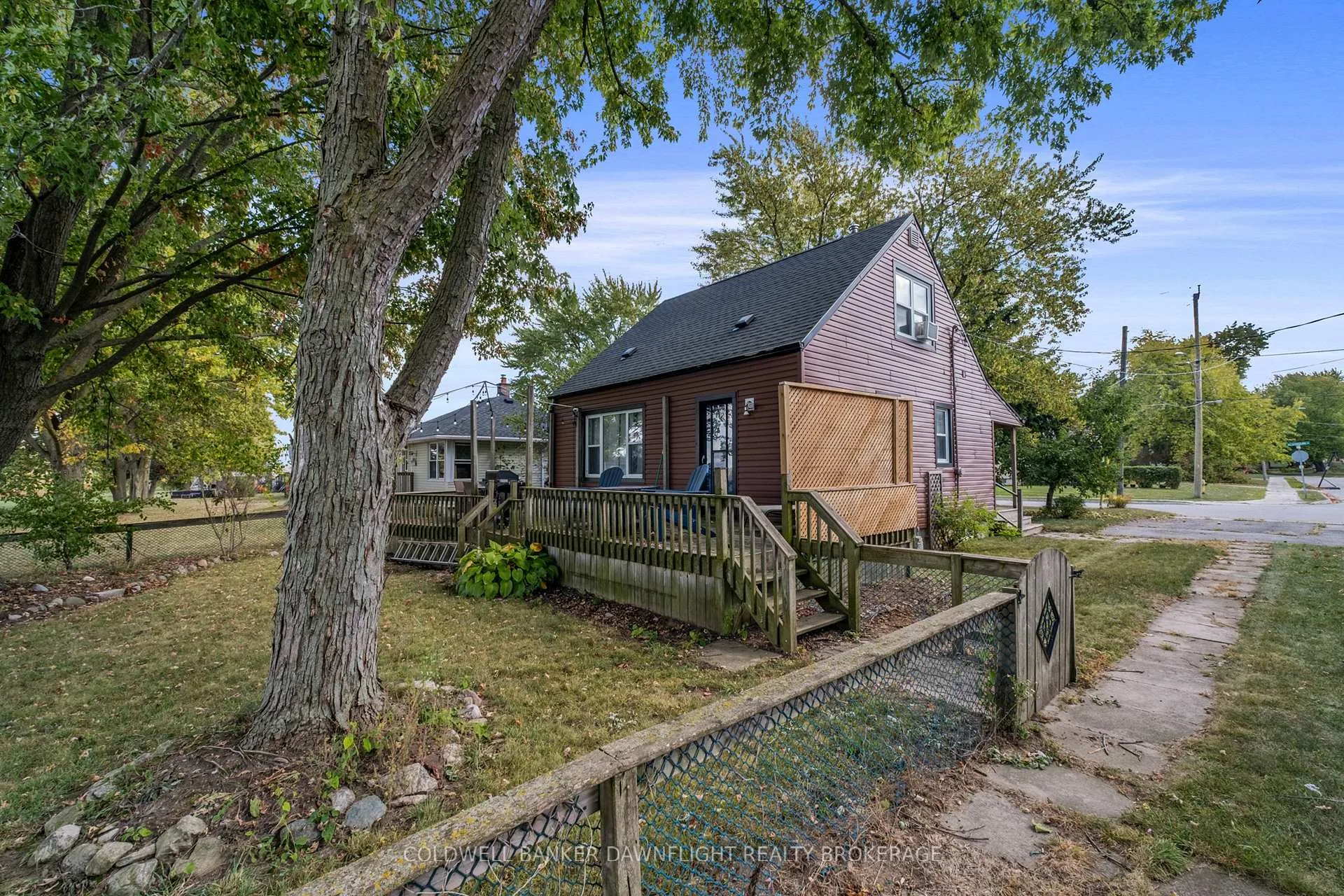 Photo 4 of 142 Algonquin Drive, South Huron, Stephen — HOMEH