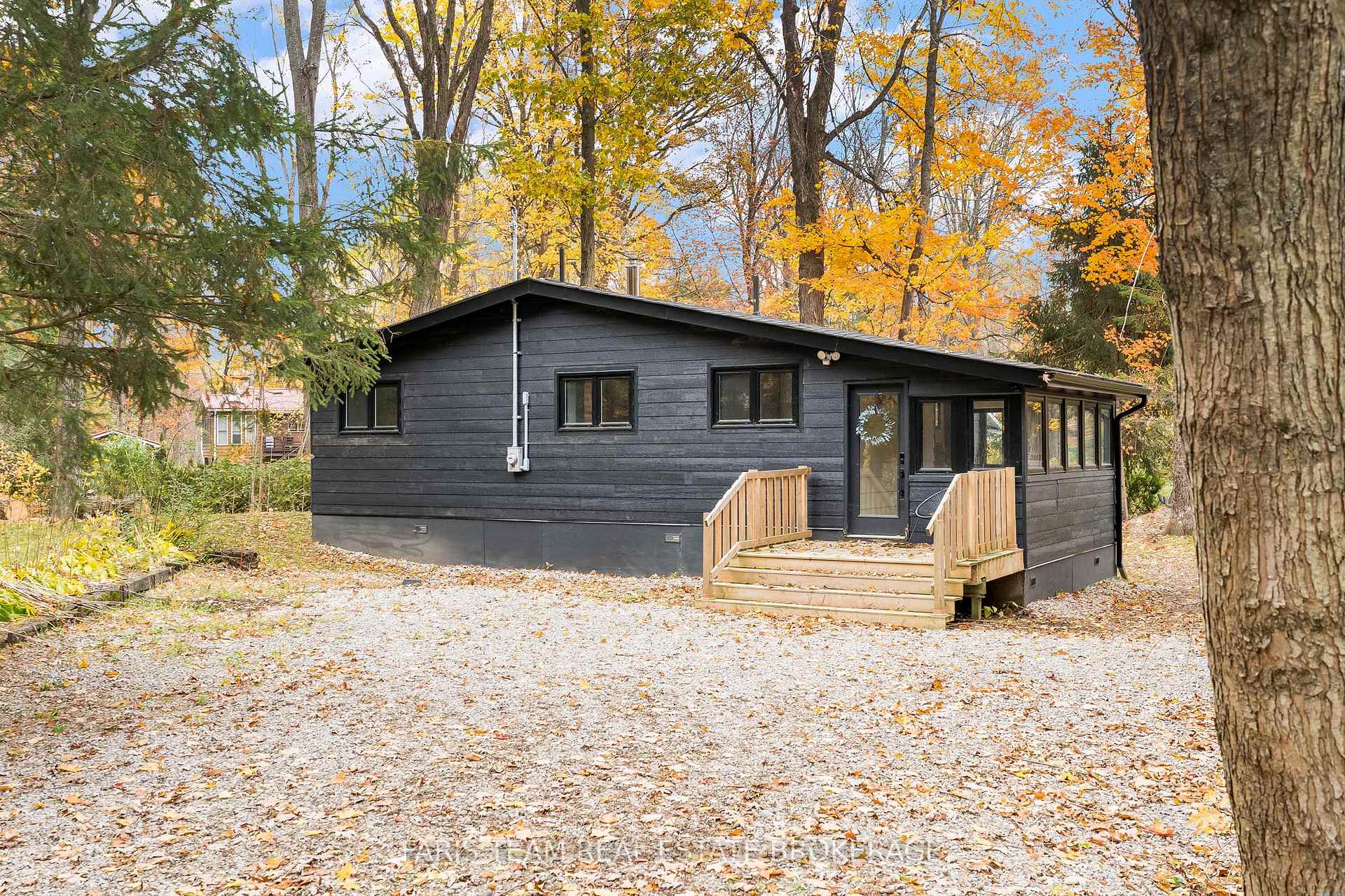 Photo 1 of 7475 Island Crescent, Severn, Washago — HOMEH