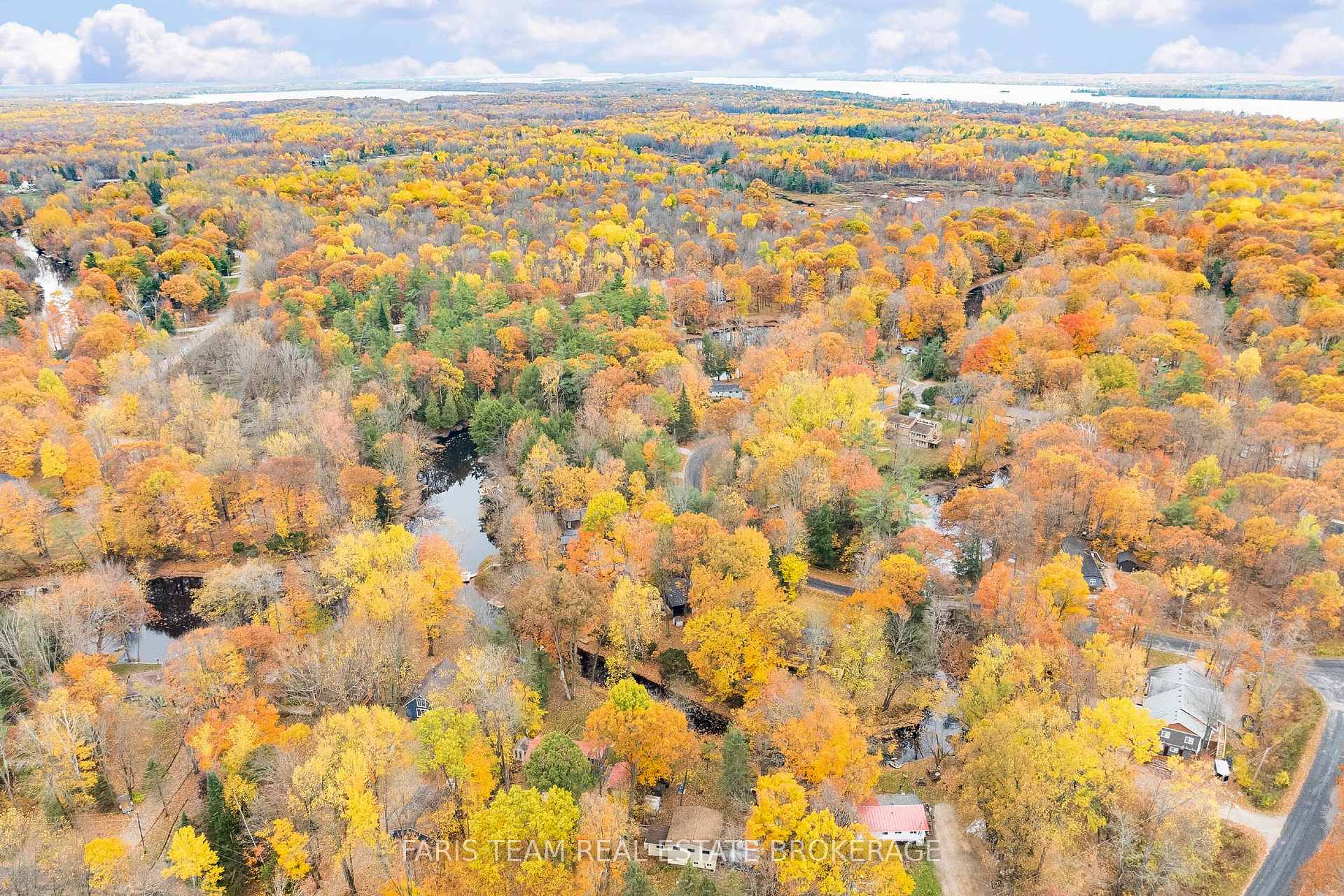 Photo 32 of 7475 Island Crescent, Severn, Washago — HOMEH