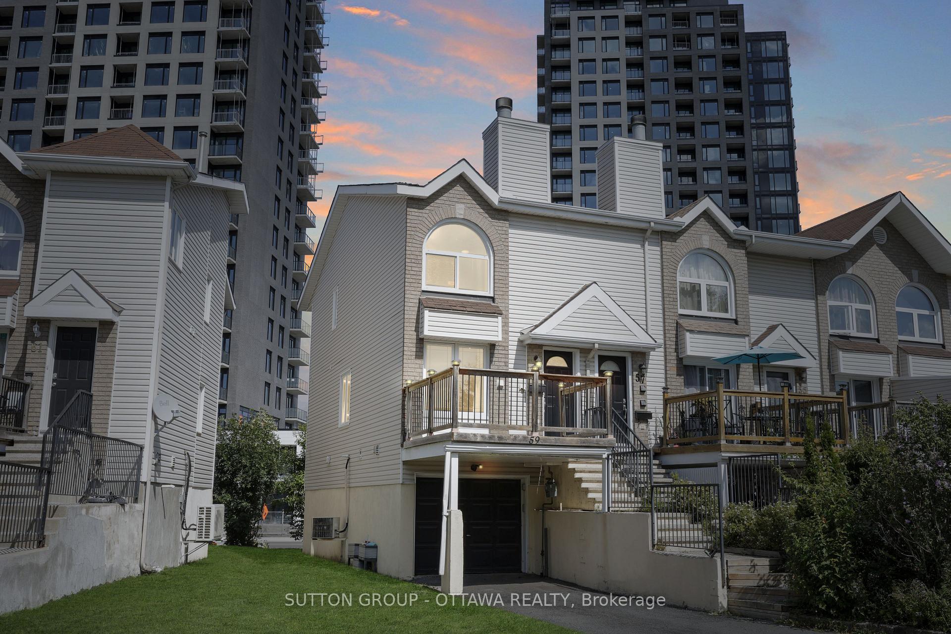 Front of 59 Thornbury Crescent