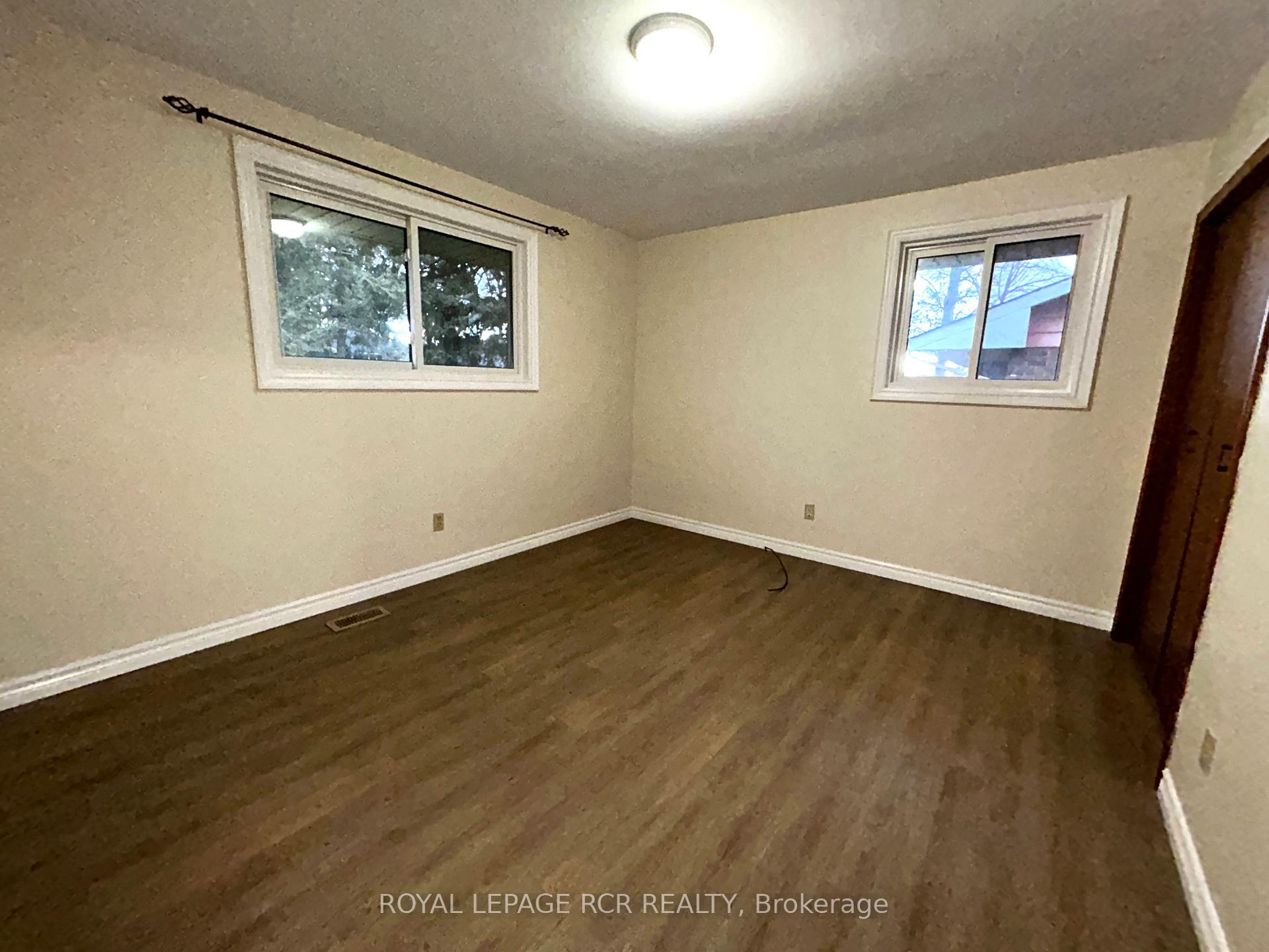 Photo 11 of Unit Main Floor, 427 Pine Grove Avenue, Shelburne — HOMEH