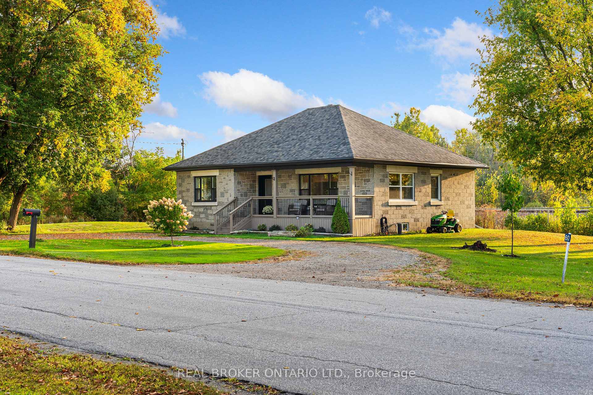 Photo 1 of 60 Union Street, Smiths Falls — HOMEH