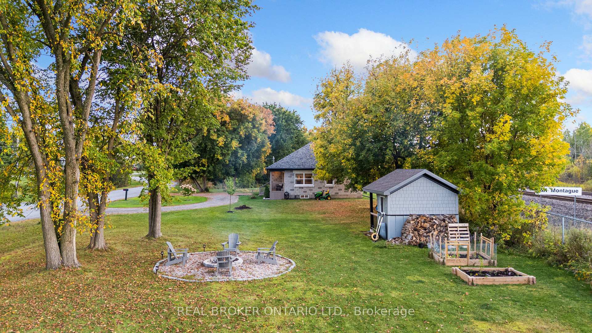 Photo 32 of 60 Union Street, Smiths Falls — HOMEH