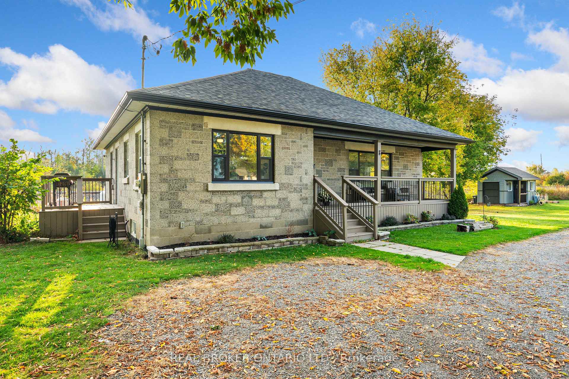 Photo 38 of 60 Union Street, Smiths Falls — HOMEH