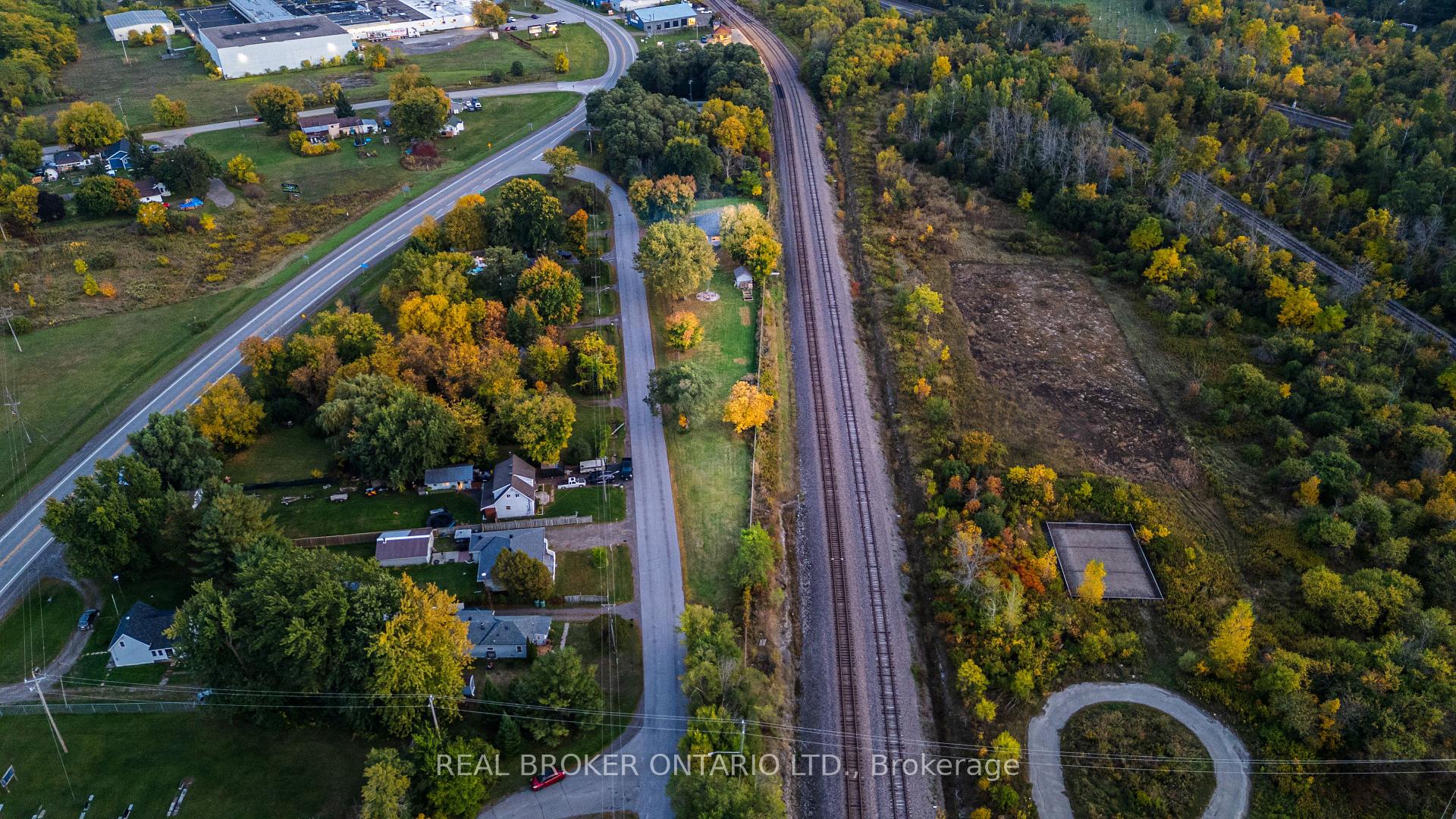 Photo 46 of 60 Union Street, Smiths Falls — HOMEH