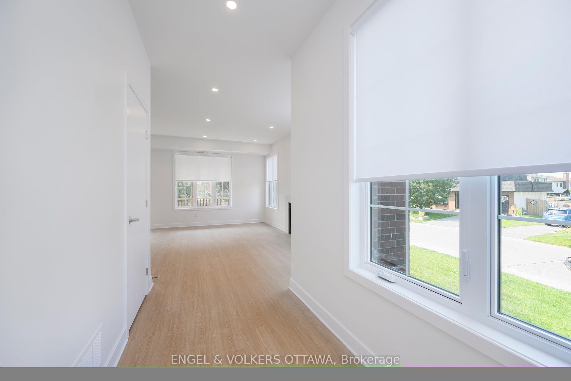 Photo 7 of 5 Winlock Crescent, Ottawa, Craig Henry/Woodvale — HOMEH