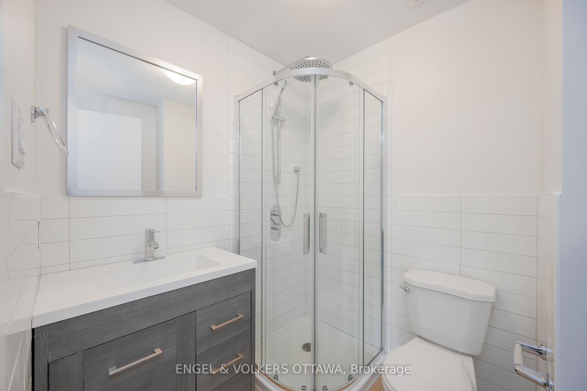 Photo 10 of 5 Winlock Crescent, Ottawa, Craig Henry/Woodvale — HOMEH