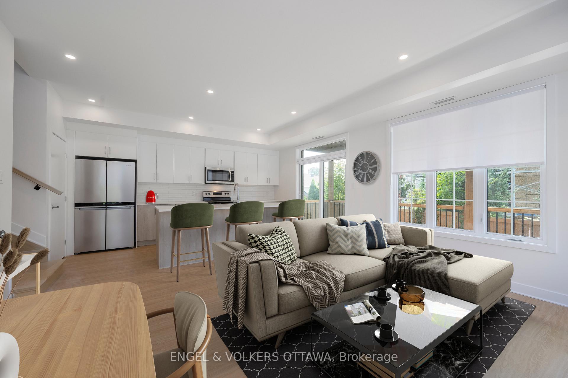 Photo 15 of 5 Winlock Crescent, Ottawa, Craig Henry/Woodvale — HOMEH