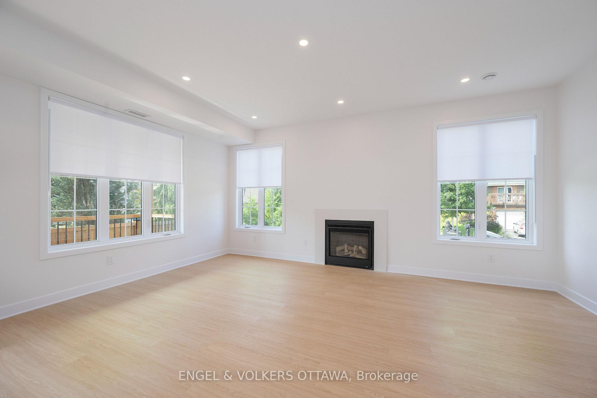Photo 16 of 5 Winlock Crescent, Ottawa, Craig Henry/Woodvale — HOMEH
